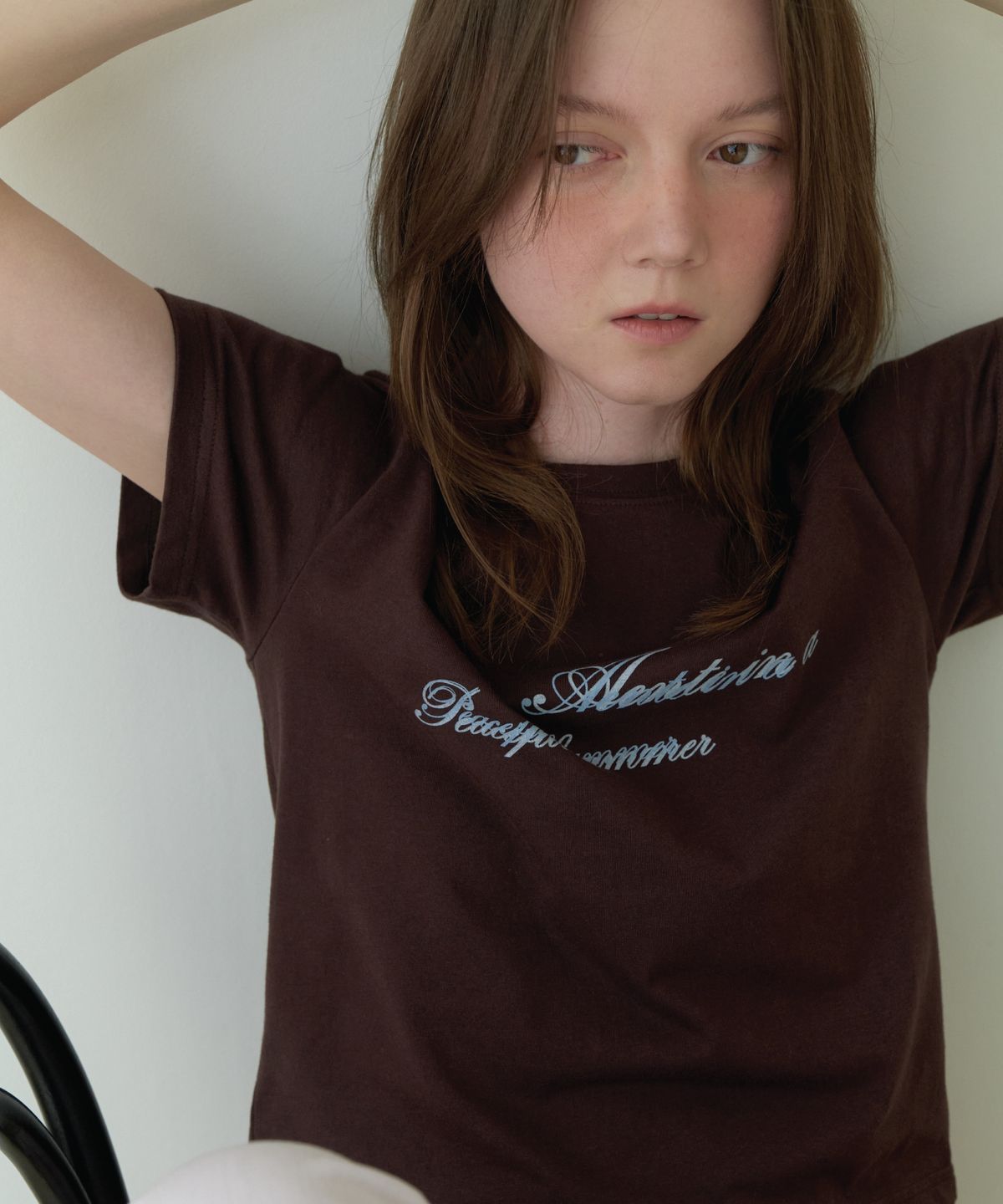 앤테(AENTE) Cozy lettering basic t-shirt - Brown