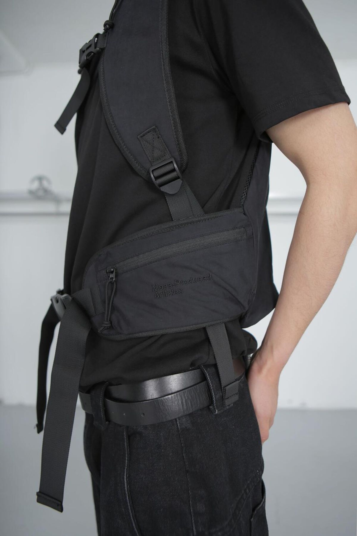 플라스틱프로덕트(PLASTICPRODUCT) MPa CHEST BELT BAG (BLACK)