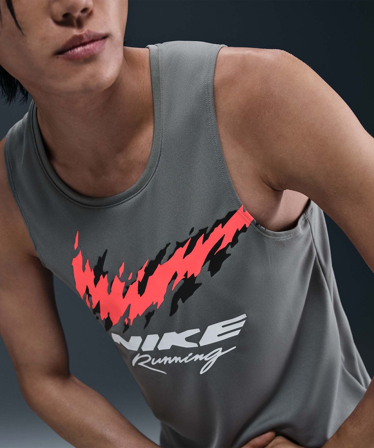 나이키(NIKE) 마일러 드라이 핏 러닝 탱크 탑 M / HV6909-084
