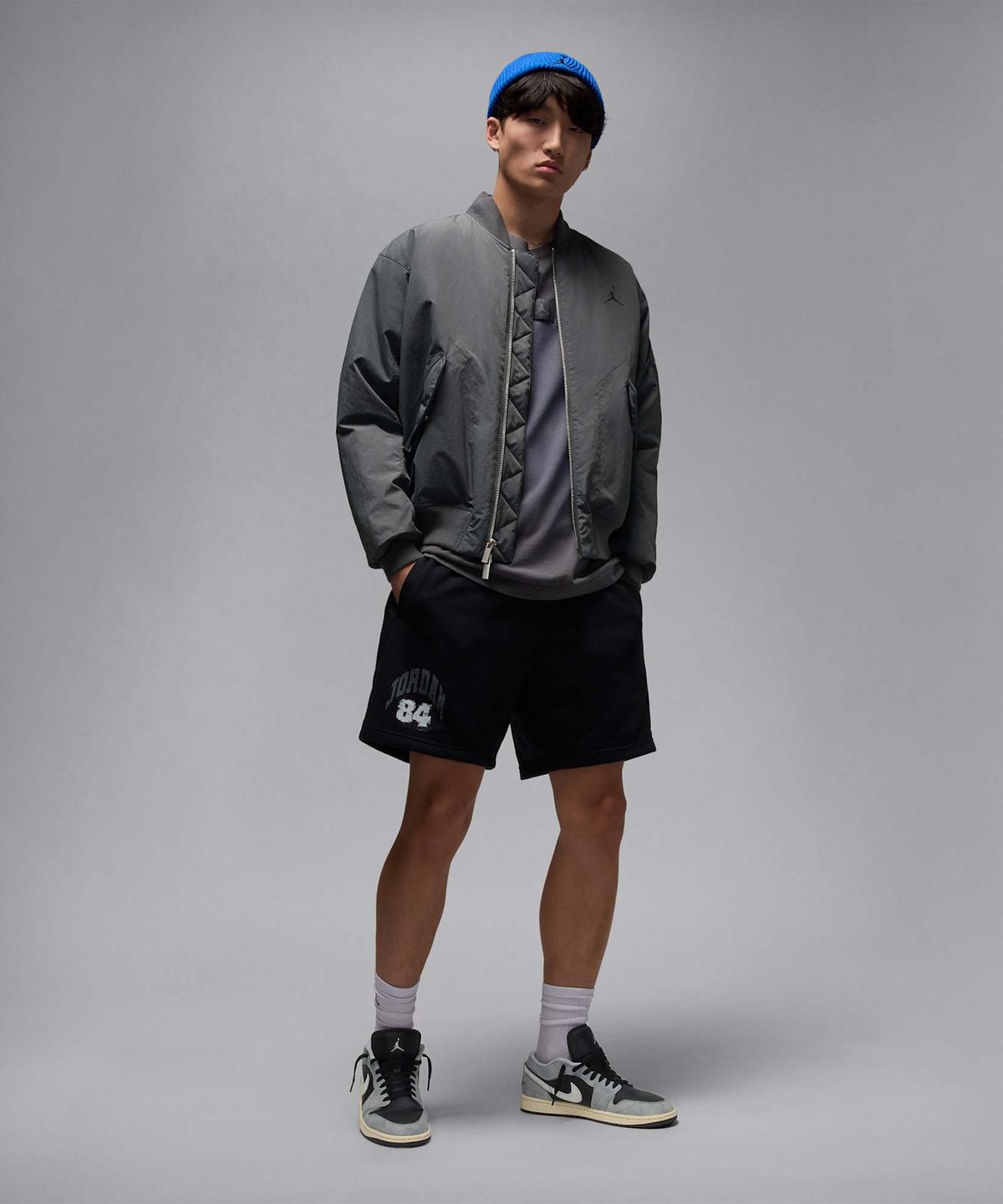 나이키(NIKE) 에어 조던 1 로우 SE M - 라이트 스모크 그레이:세일:모슬린:블랙 / HQ2010-012