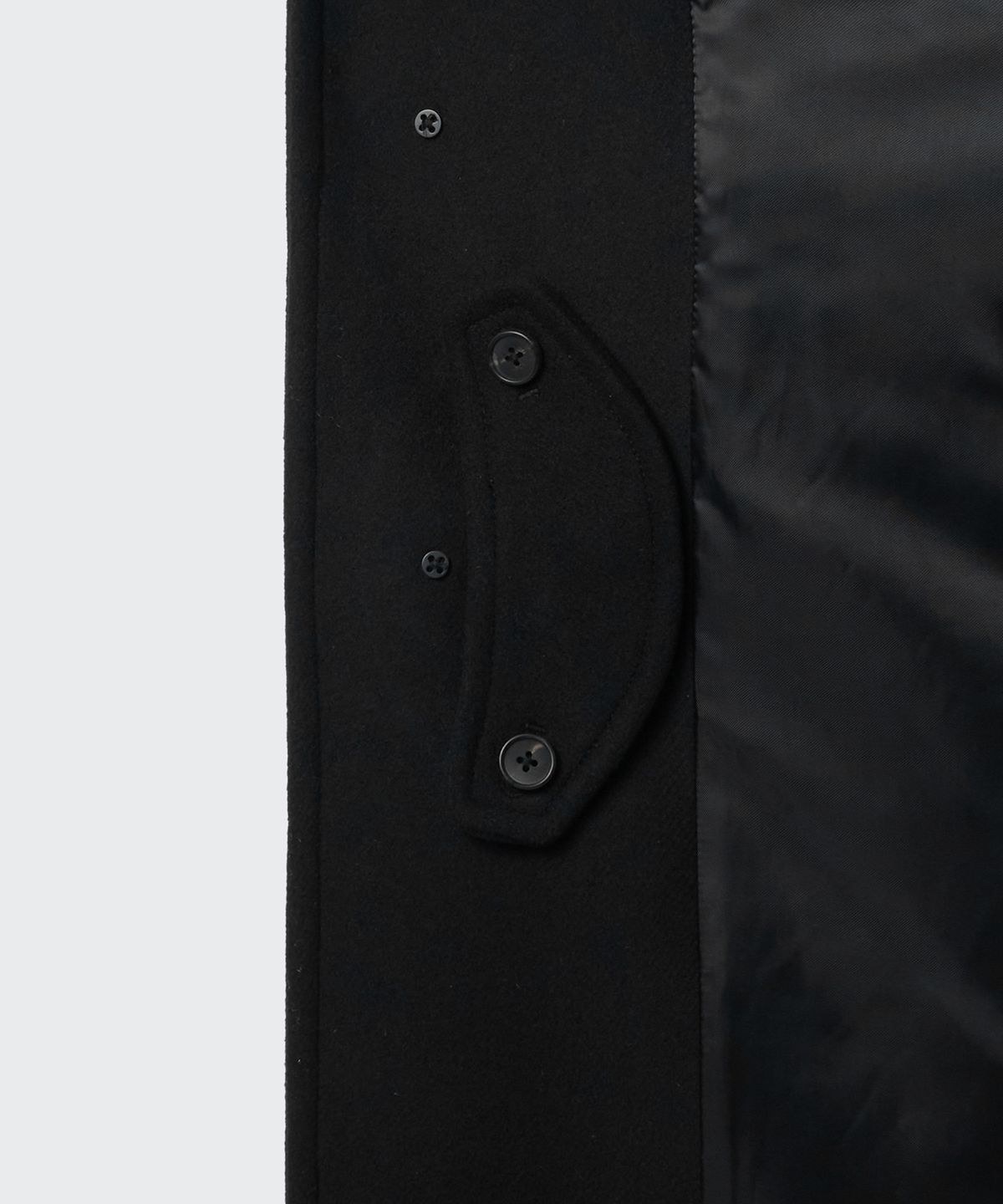 무신사 스탠다드(MUSINSA STANDARD) 울 블렌드 오버사이즈 롱 포켓 발마칸 코트 [블랙]