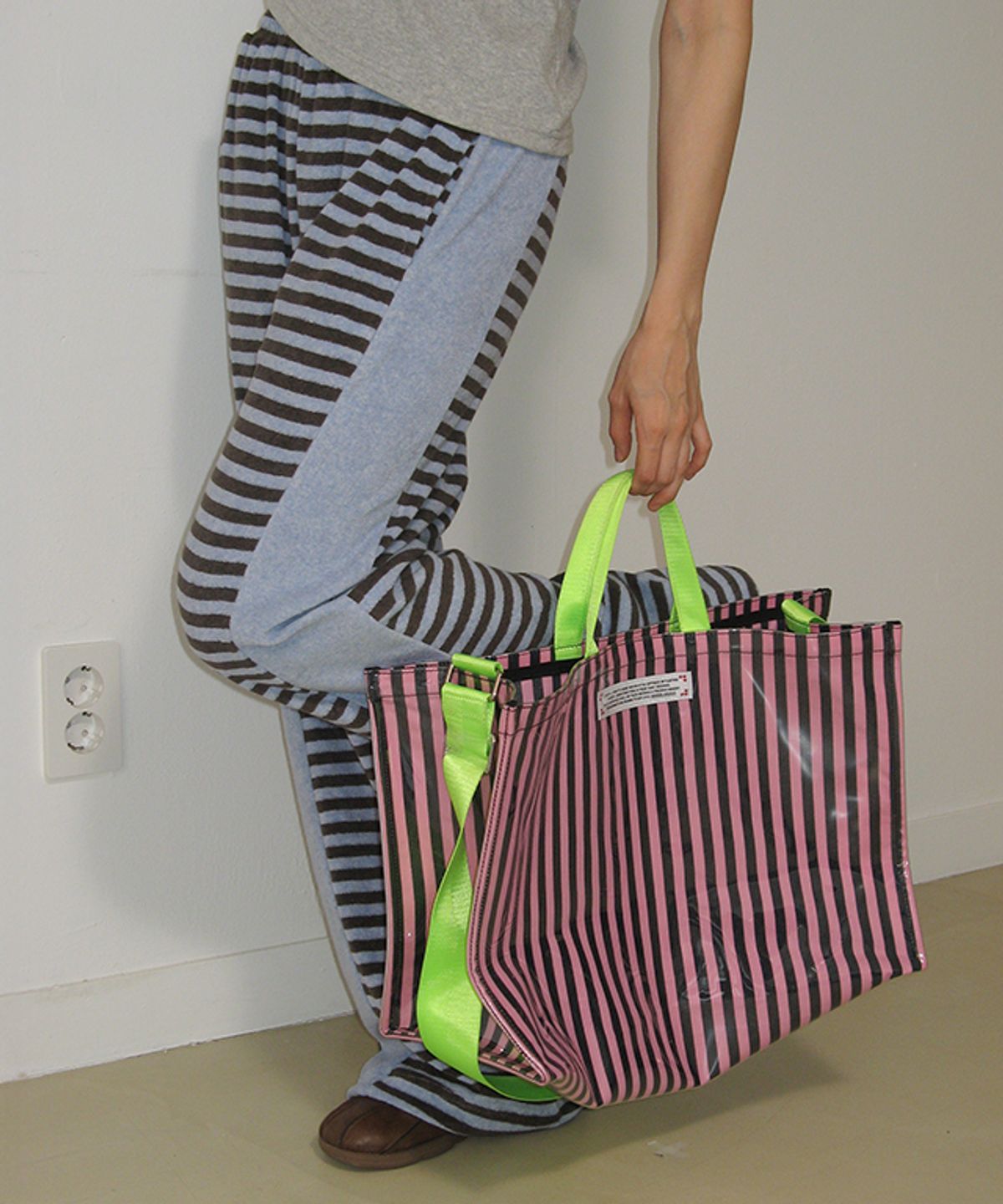론론(RONRON) TERRY STRIPED COMFY PANTS BLUE BROWN