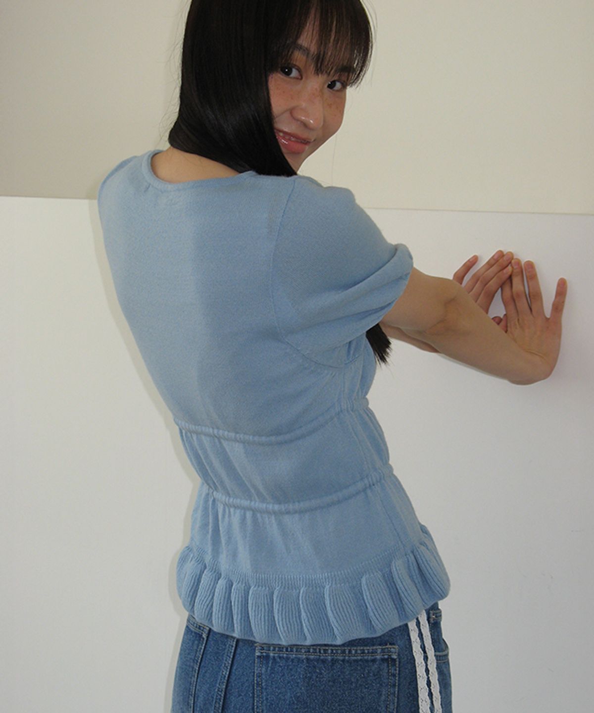 론론(RONRON) RUFFLE TEM TIE KNIT CARDIGAN SOFT BLUE