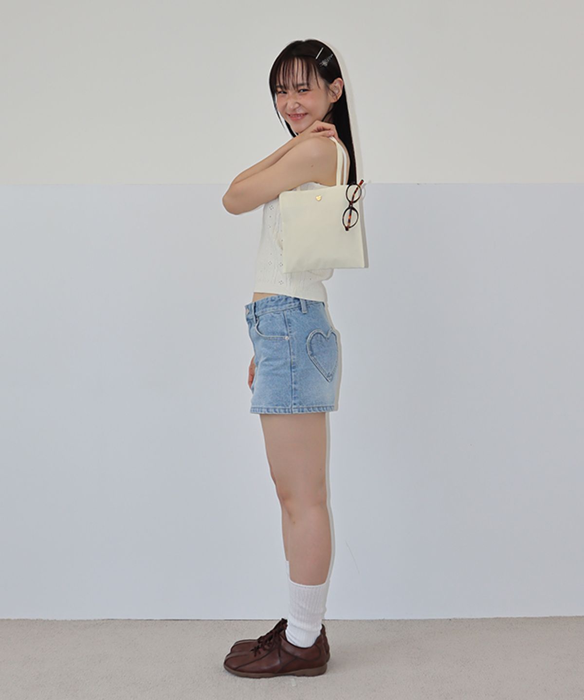 론론(RONRON) EYELET BUTTON KNIT CARDIGAN CREAM
