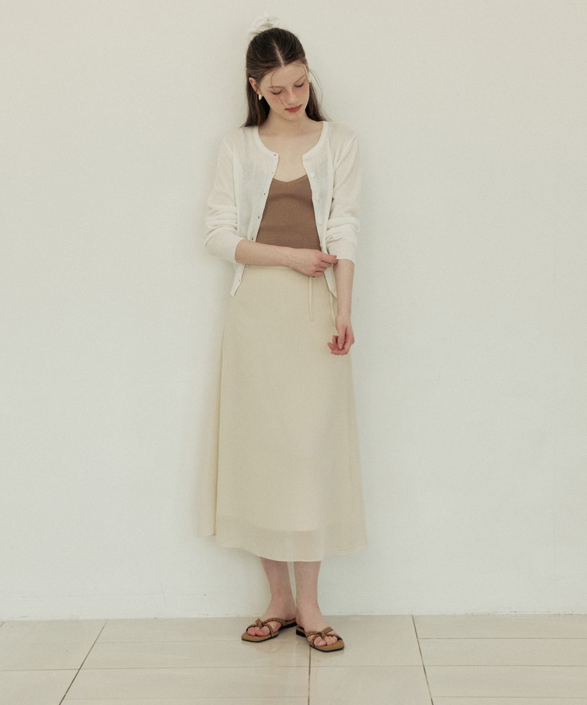 어다울(ADAUL) Double line ribbon strap long flare skirt - beige