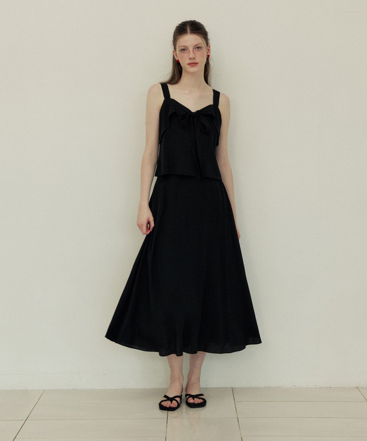 어다울(ADAUL) Flare line summer cool long skirt - black