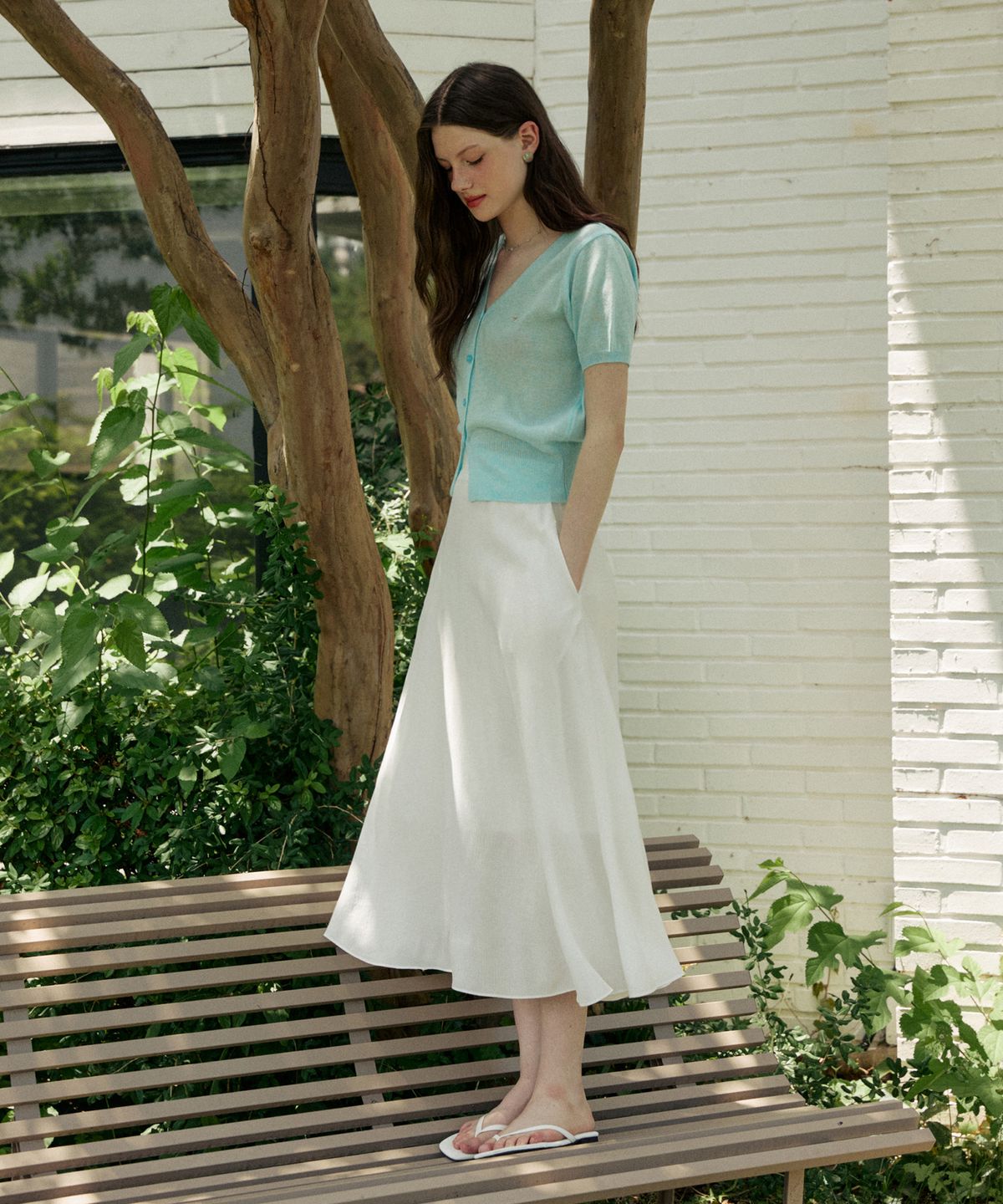 어다울(ADAUL) Flare line summer cool long skirt - white