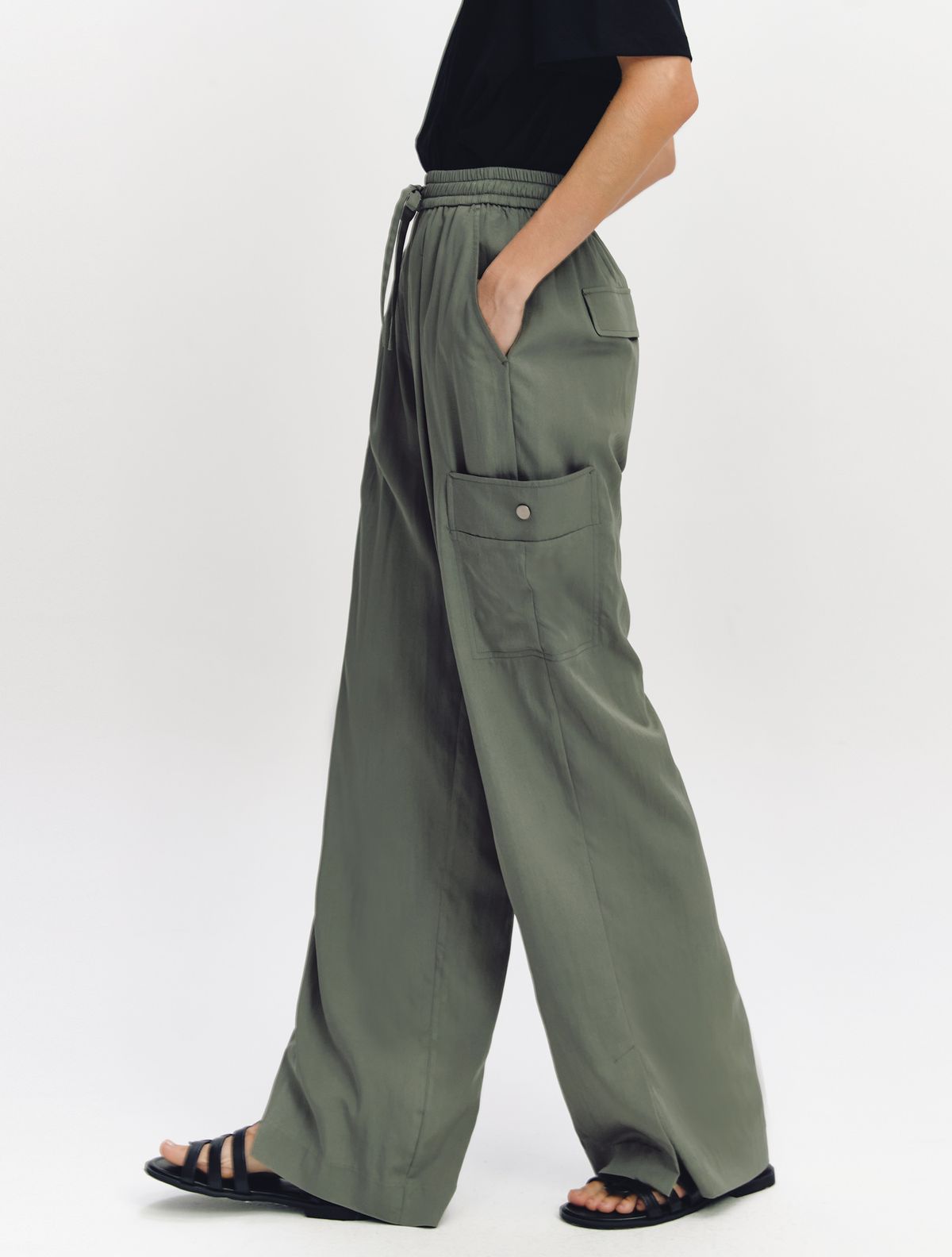그레이데시온(GRAYDATION) Banded Cargo Slit Pants KHAKI