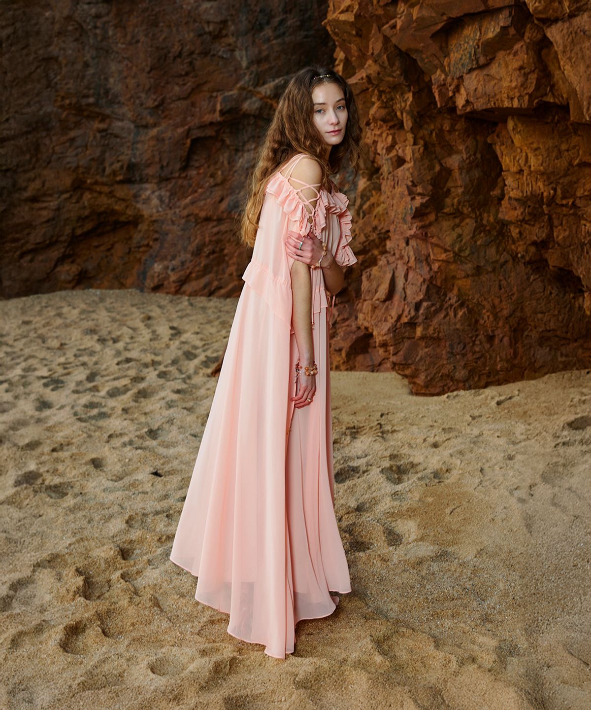 아이스가든에이오공팔(ICE GARDEN A.508) Off-shoulder chiffon dress_Peach cream