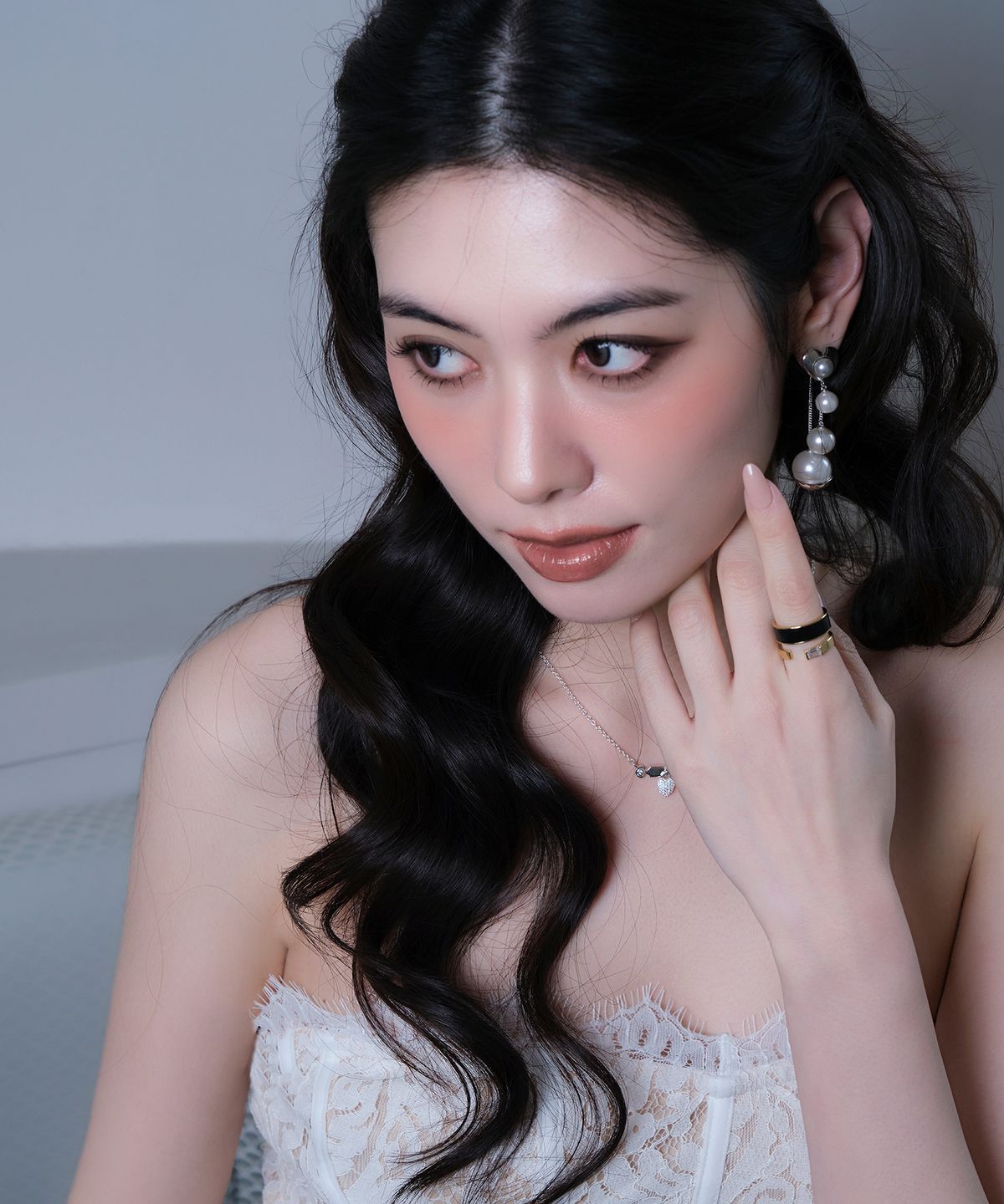 레브(REVE) 바게트Q  레이어드 에폭링 블랙