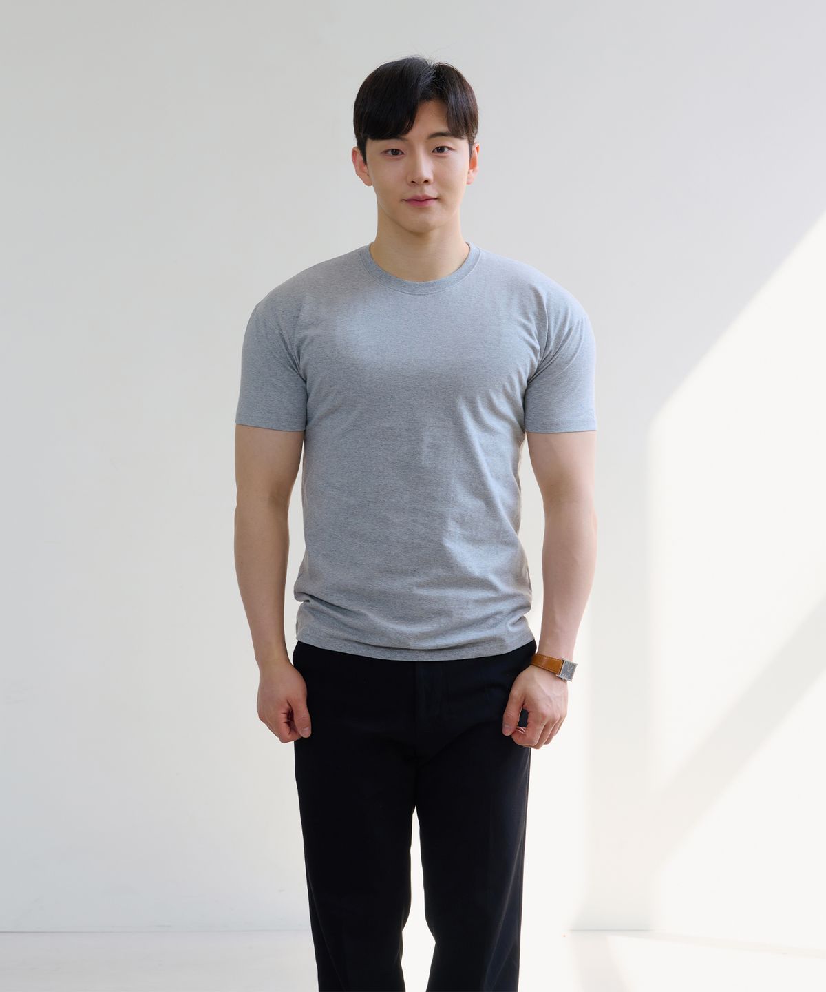 핵쿨남(HECKCOOLNAM) 어깨넓어보이는 남자 머슬핏 반팔 무지 티셔츠