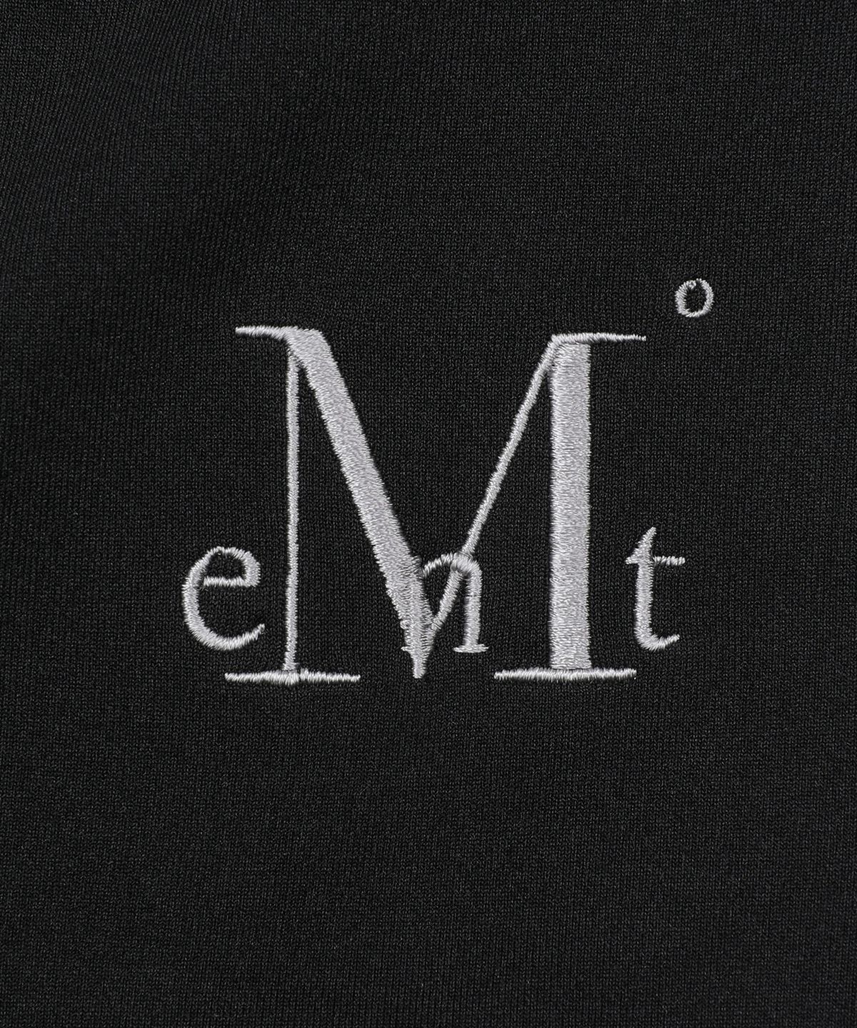 무센트(MUCENT) 스트리아 펀칭 아일렛 밴딩 미니 스커트 (2컬러)