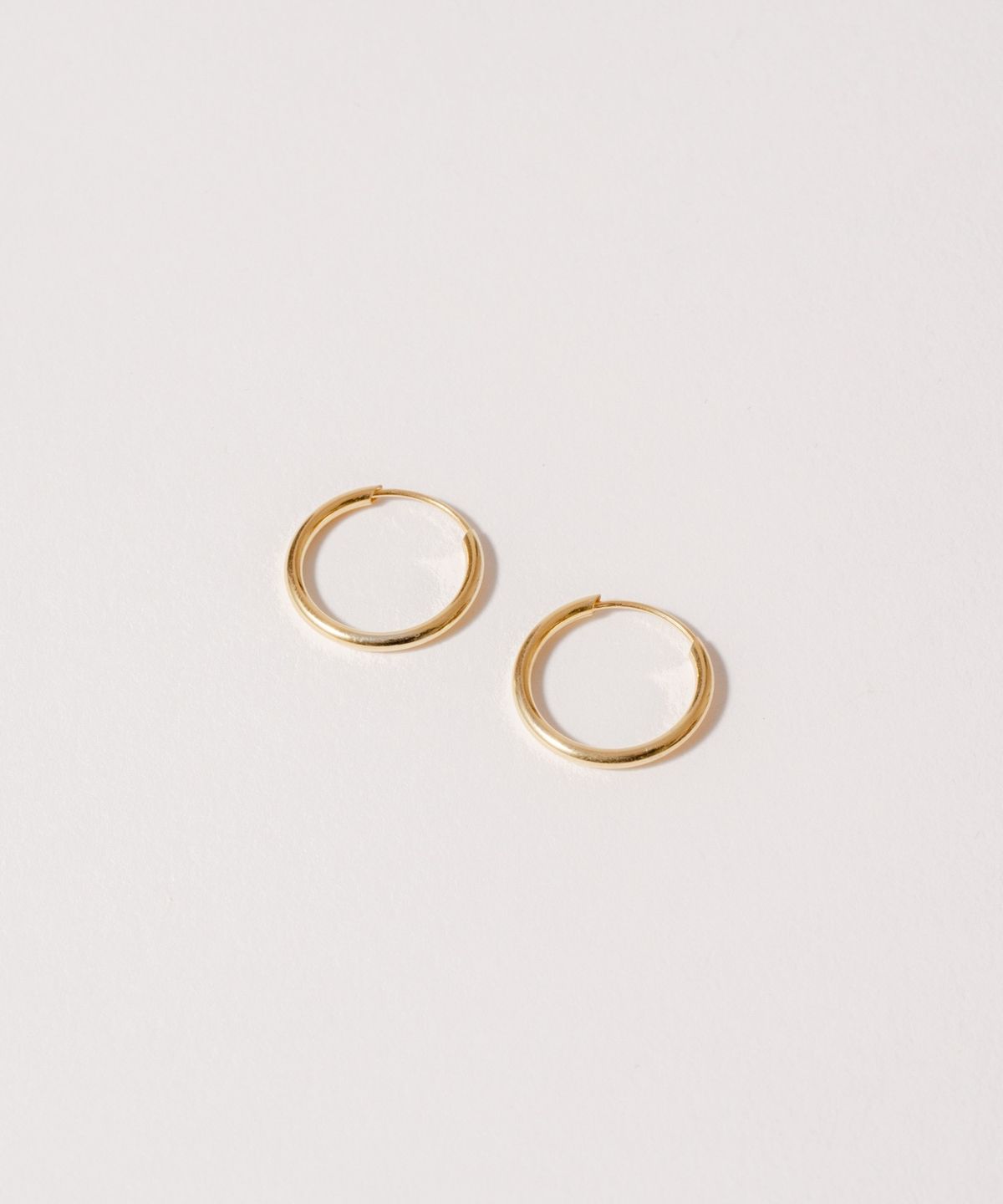 노비스도쿄(NOVICE TOKYO) 슬림 후프 피어스 Thin Hoop Pierce [Sliver925] (2 size) / Gold