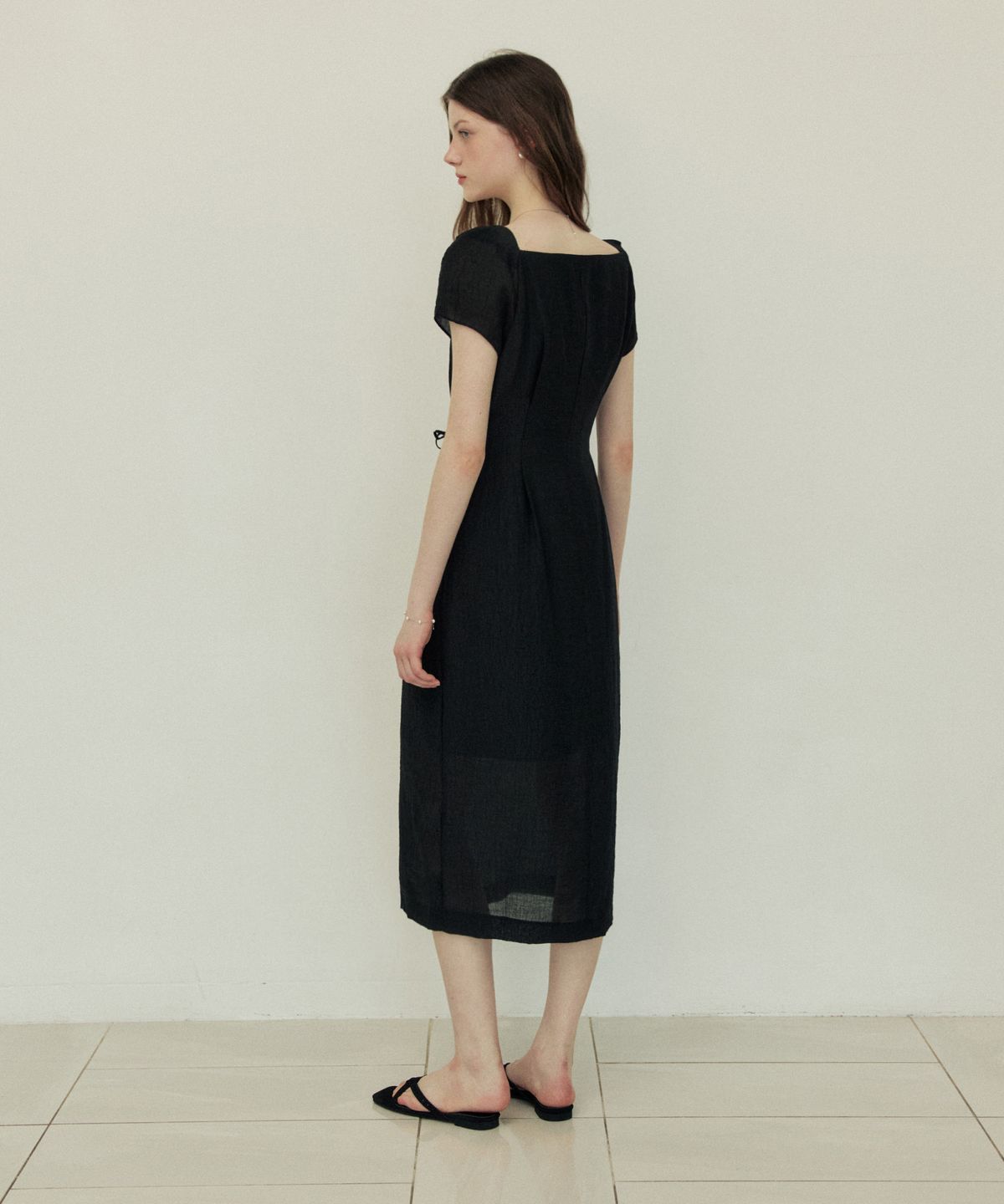 어다울(ADAUL) Square neck slim long dress - black