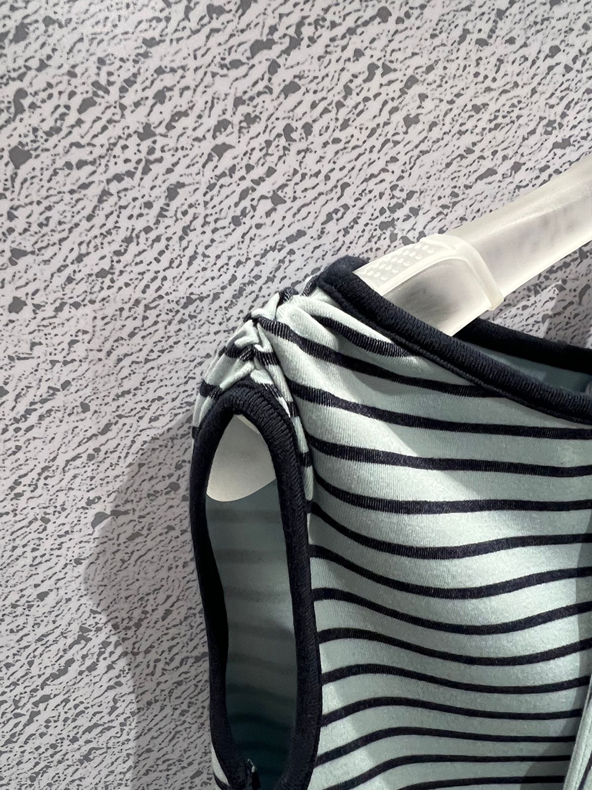 솜속(SOMSOC) SALLY STRIPE SCARF TOP_SKY BLUE