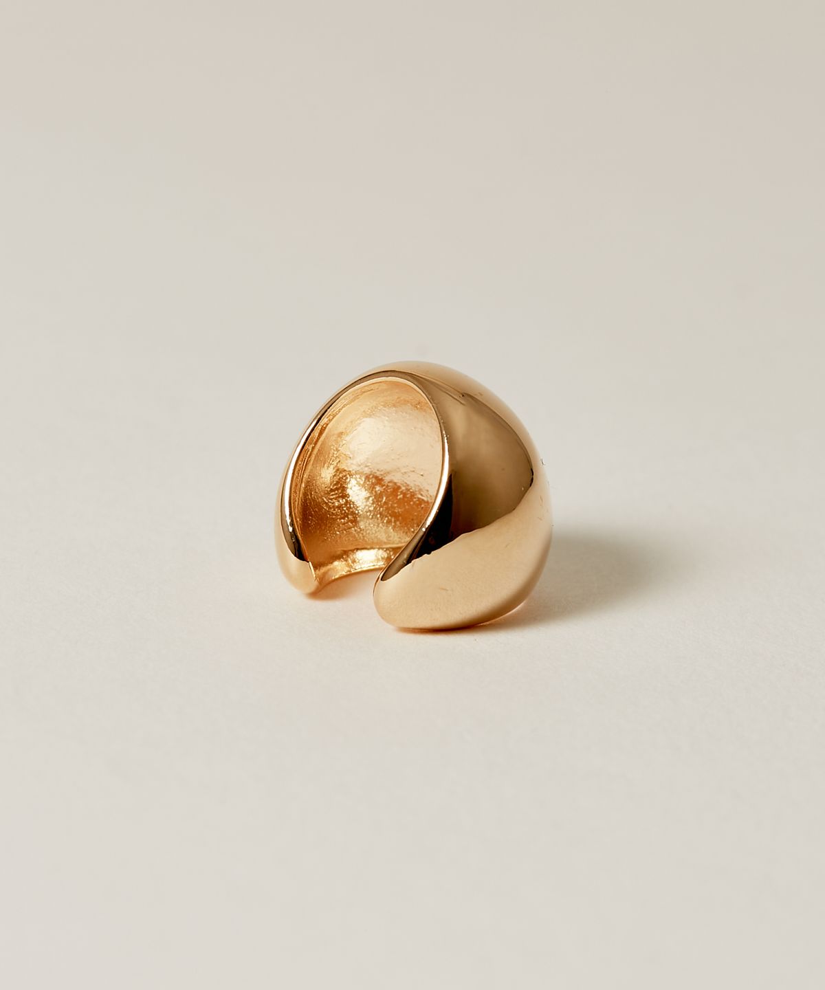 노비스도쿄(NOVICE TOKYO) 볼드 링 이어커프 귀찌 남녀 공용 Volume Ear Cuff / Gold