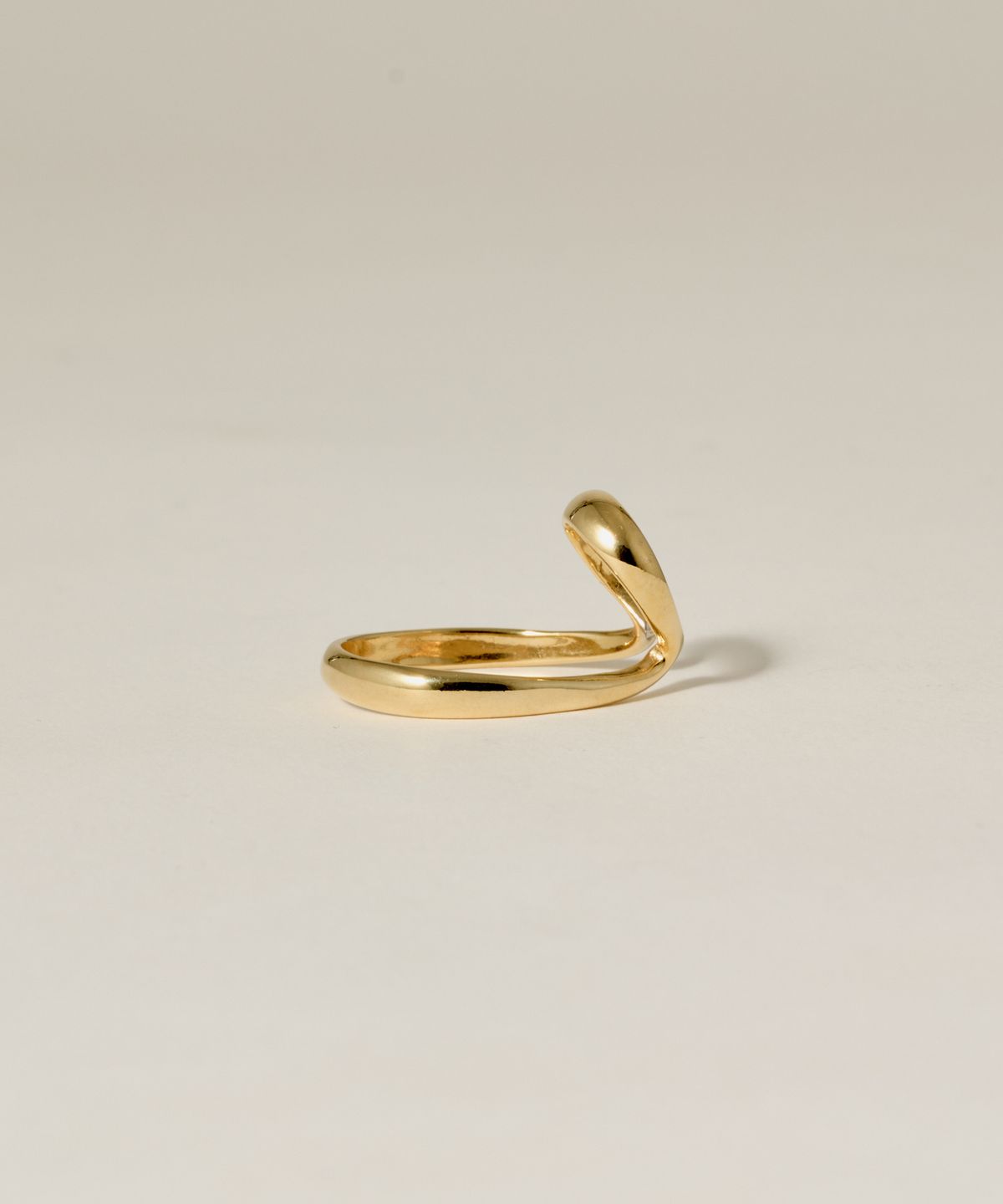 노비스도쿄(NOVICE TOKYO) 더블 레이어드 후프 이어커프 Double Layered Hoop Ear Cuff / Gold