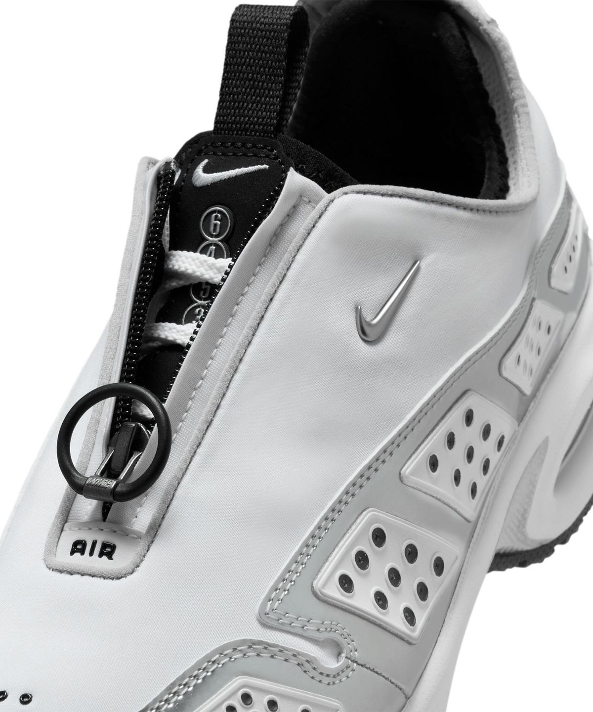 나이키(NIKE) 에어맥스 SNDR - 화이트:메탈릭실버 / HJ4130-100