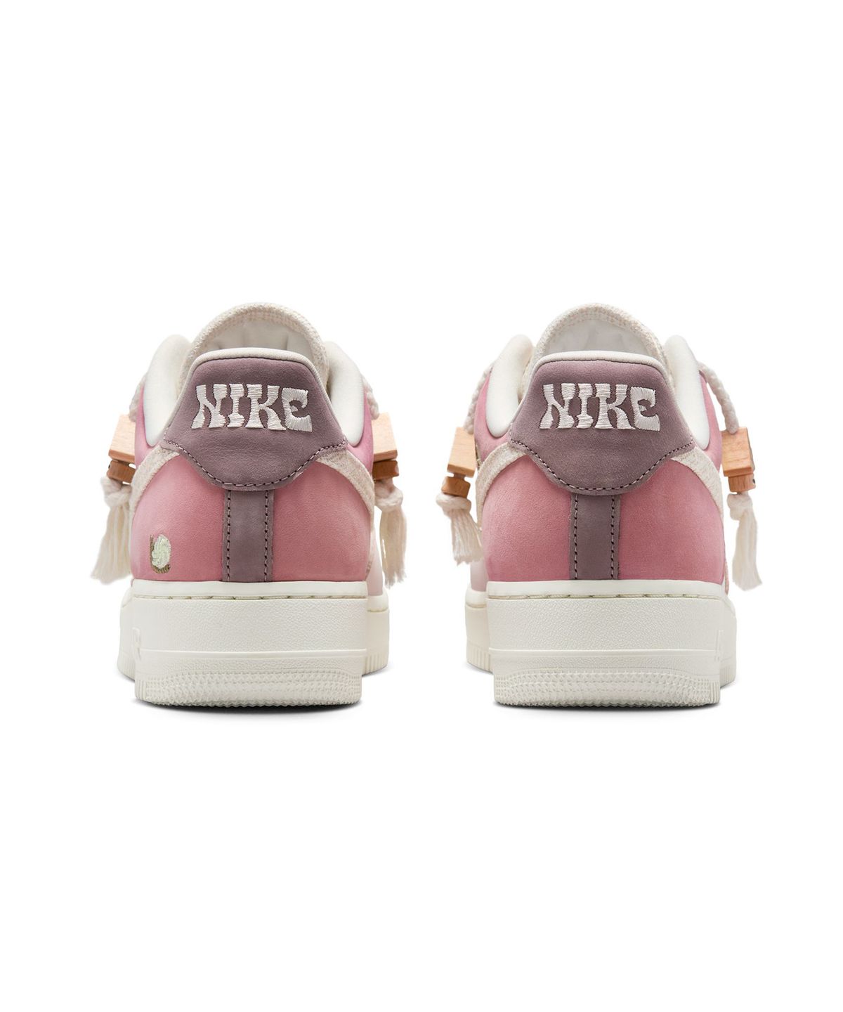 나이키(NIKE) 에어 포스 1 07 LX - 세일 / IB8874-111