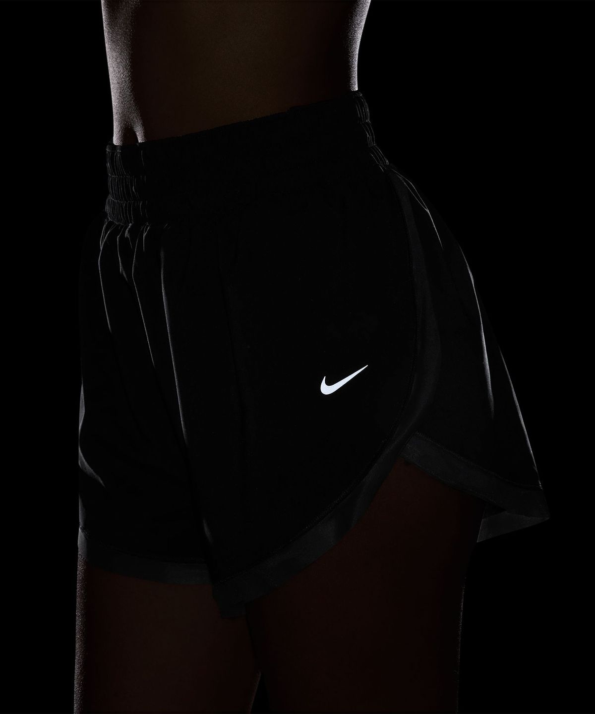 나이키(NIKE) 원 드라이 핏 하이웨이스트 3인치 브리프 라인드 쇼츠 - 블랙:스모크그레이 / HV3504-010