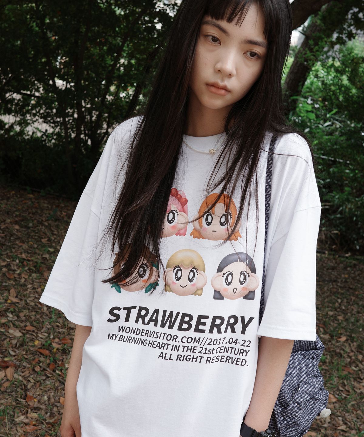 원더비지터(WONDERVISITOR) SD Girls Overfit T-shirt [White]