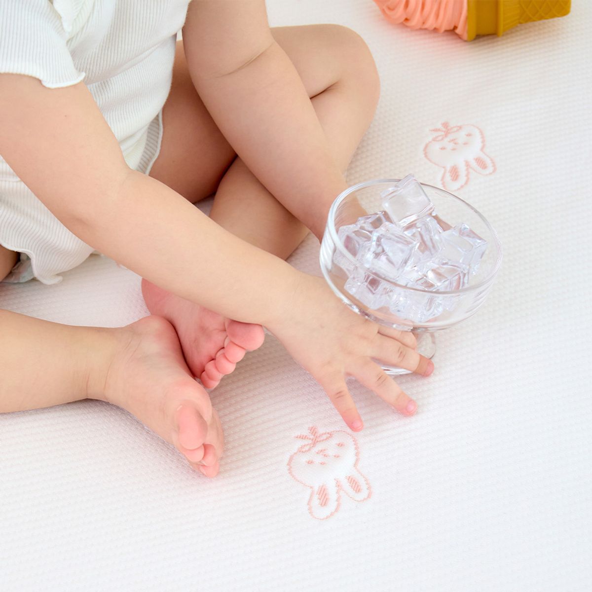 베베누보(BEBENUVO) 닿자마자 시원한 하이퍼닉 듀라론 냉감 쿨패드 퀸
