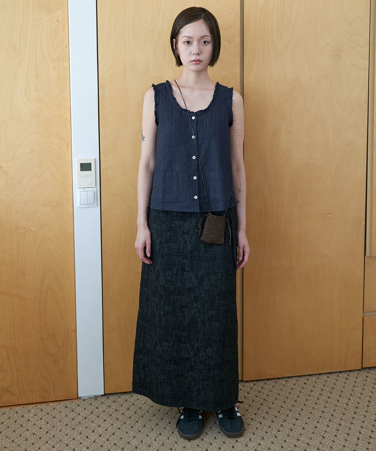 스텝어라운드(STEP AROUND) Tweed drawstring long skirt_BLACK