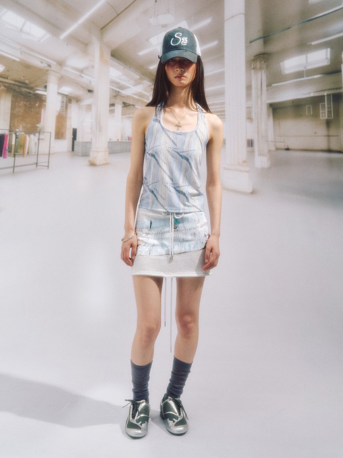 솜속(SOMSOC) HALIE HALTERNECK TOP_BLUE