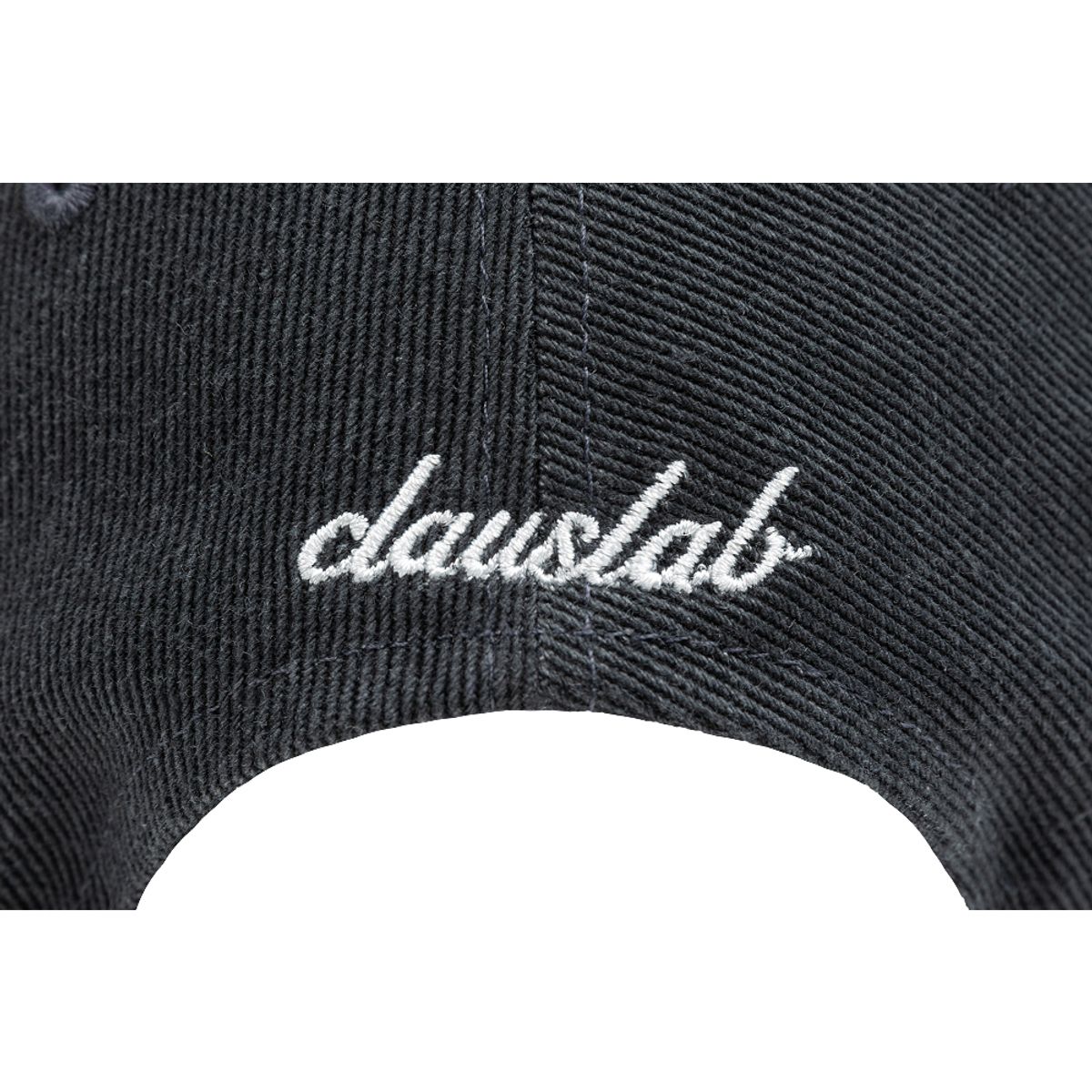 클로스랩(CLAUSLAB) CLAUS APPLIQUE CAP CHARCOAL