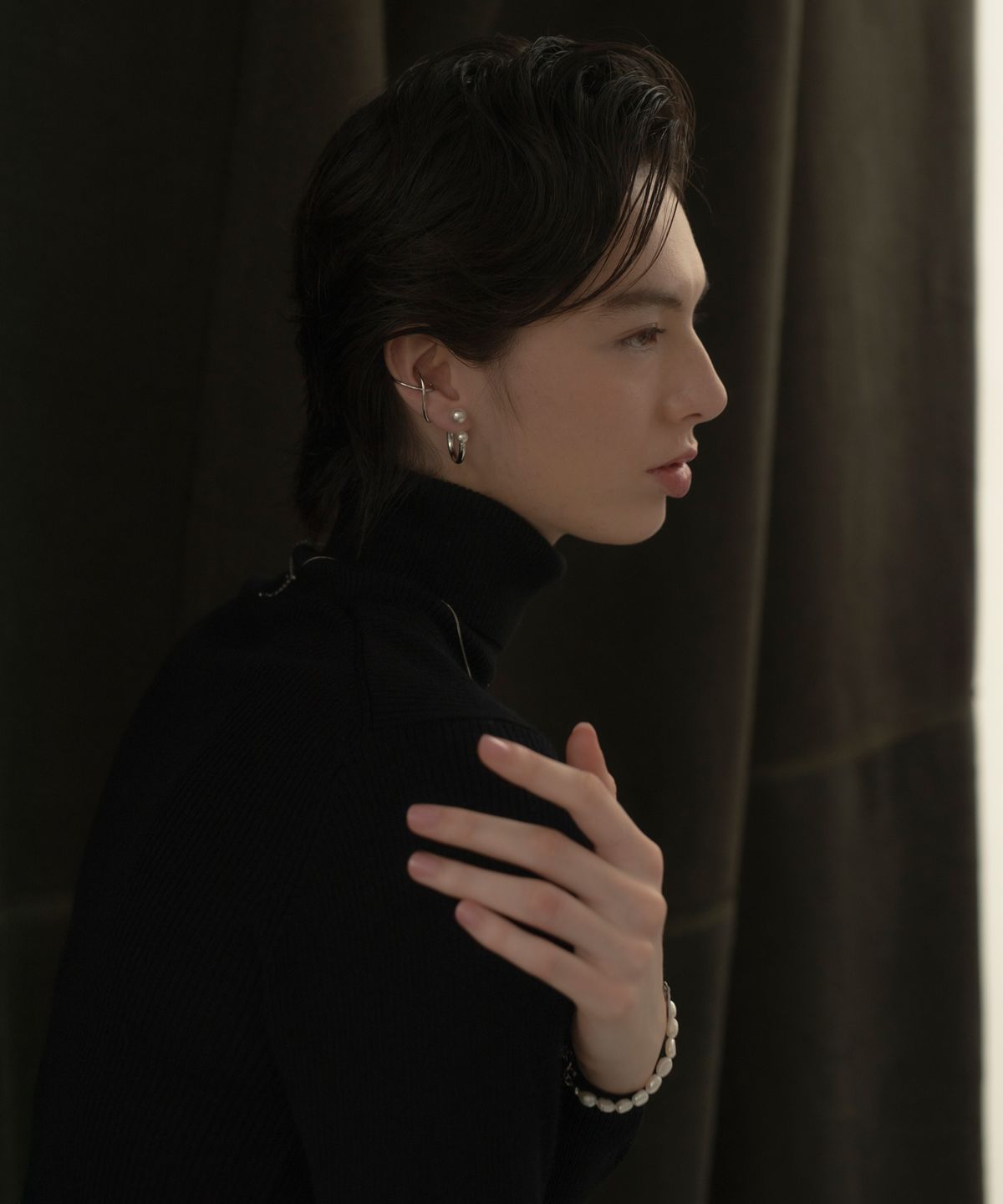 노비스도쿄(NOVICE TOKYO) 더블 진주 후프 피어스 Double Pearl Hoop Pierce / Silver