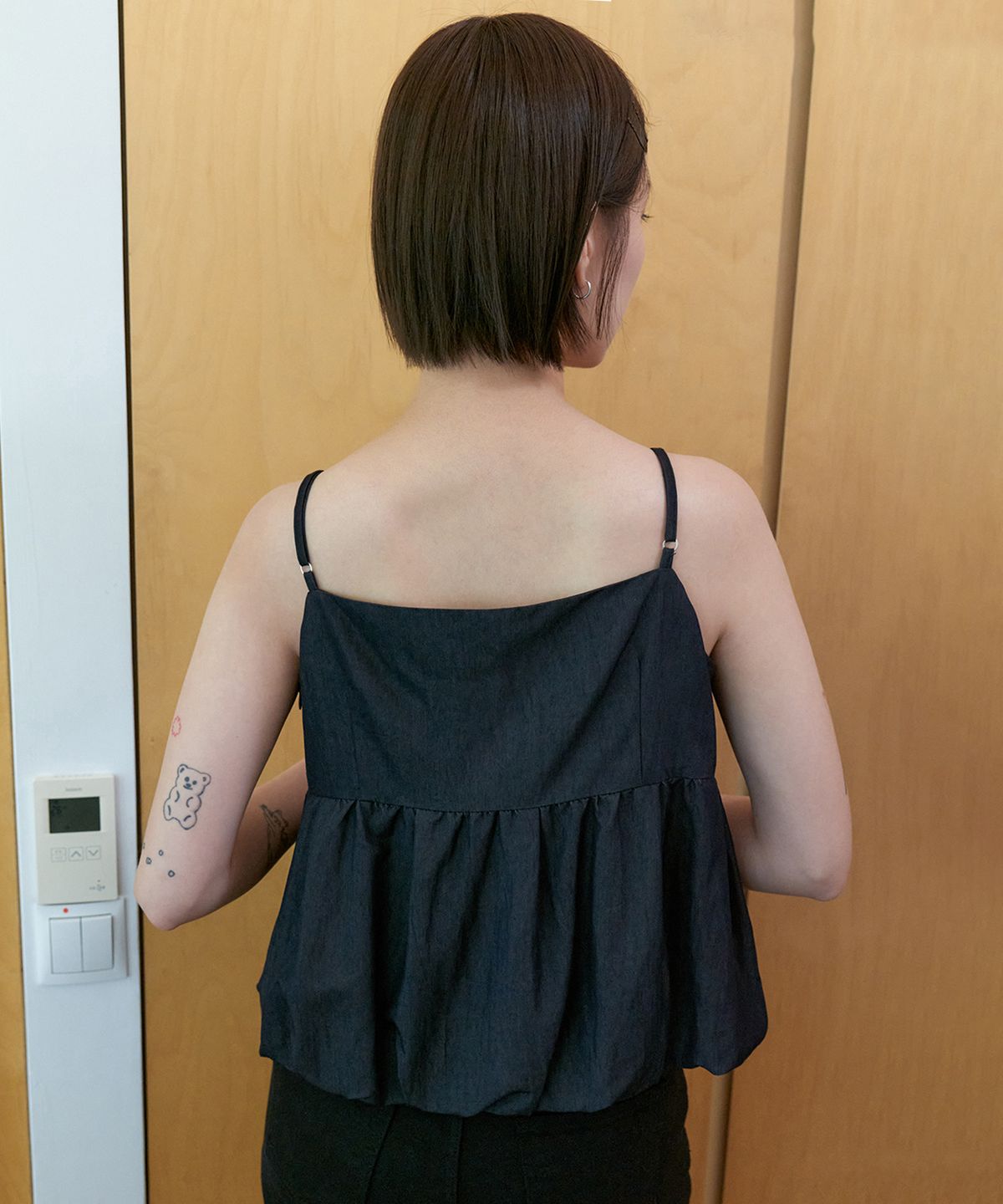 스텝어라운드(STEP AROUND) Draping bustier top_BLACK DENIM
