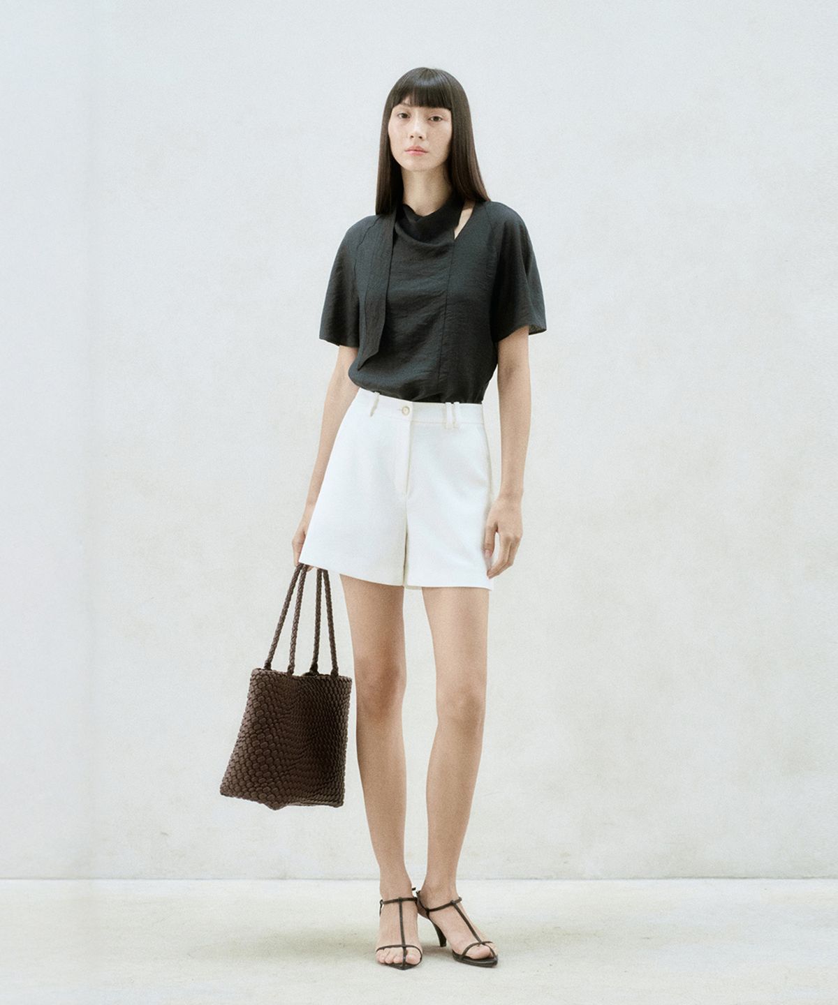 리이(RE RHEE) SLIT NECK TIE BLOUSE BLUE GREEN
