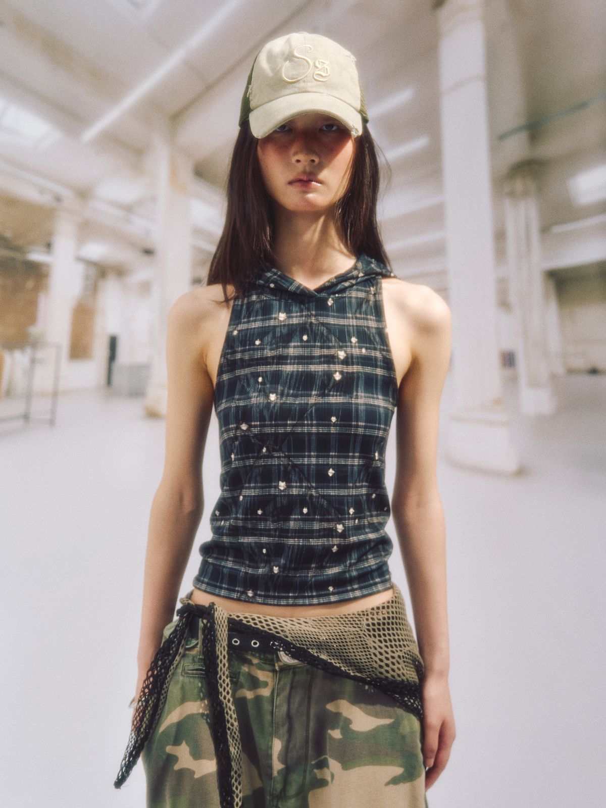 솜속(SOMSOC) SIGNATURE DESTROYED MESH CAP_KHAKI