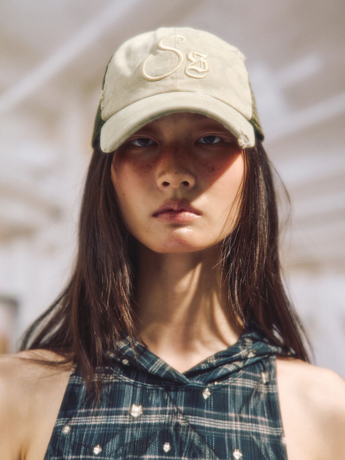솜속(SOMSOC) SIGNATURE DESTROYED MESH CAP_KHAKI