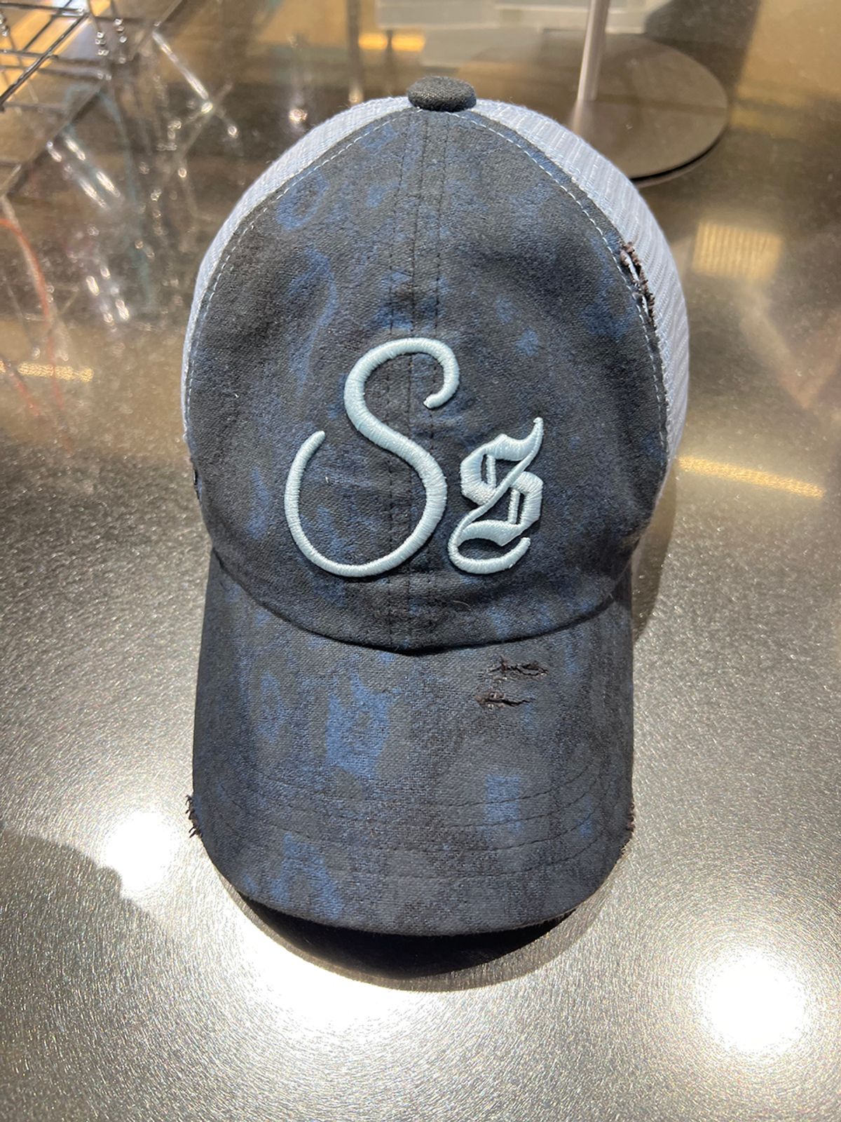 솜속(SOMSOC) SIGNATURE DESTROYED MESH CAP_NAVY