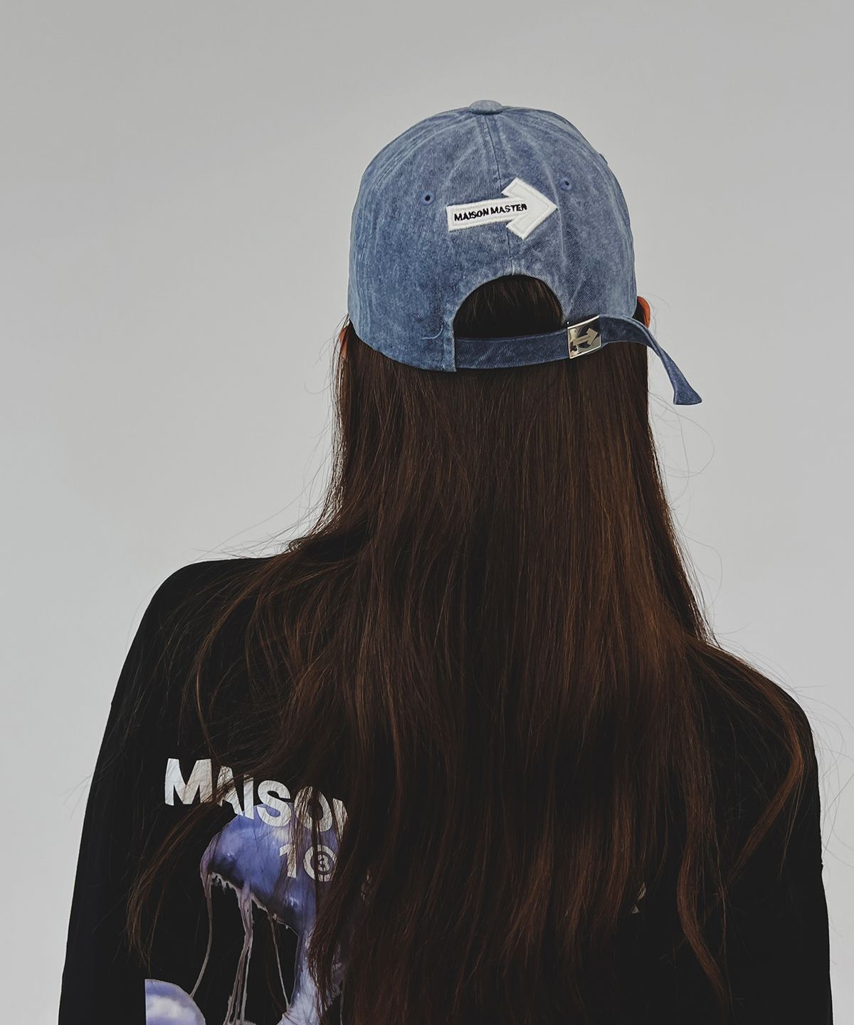 메종마스터(MAISON MASTER) 피그먼트 커브로고 볼캡