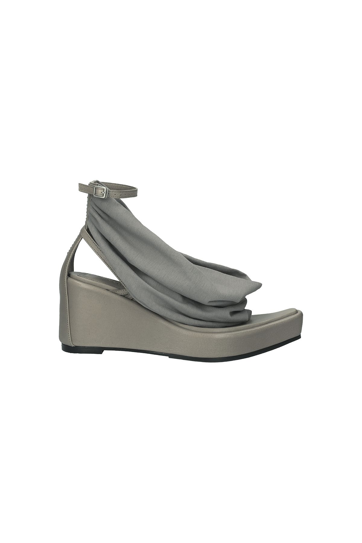 포트리스(4TRESS) DRAPED LEATHER WEDGE SANDALS 02 BEIGE GRAY