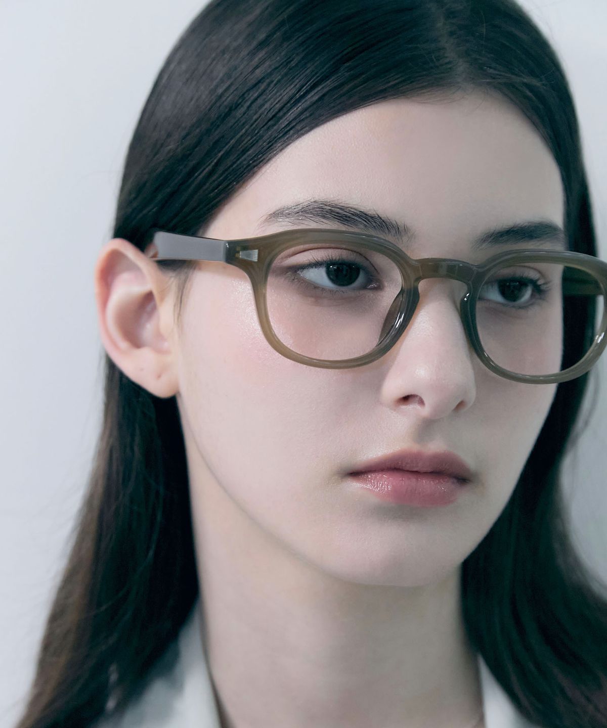 오아트(OART) Clara Glasses [KHAKI]
