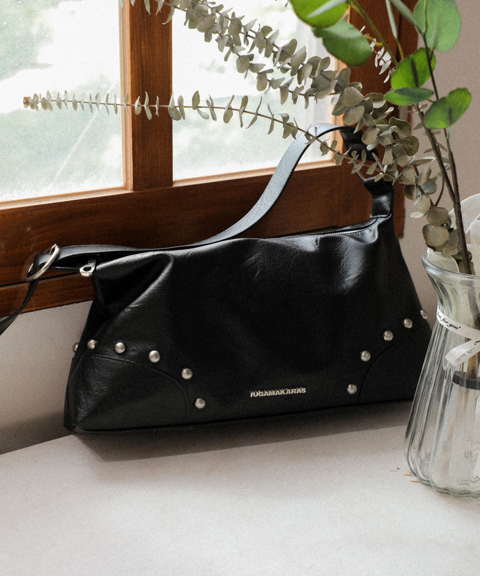 MUSINSA公式 | IUGAMAKARAS Bumpy Buckle Holster Bag