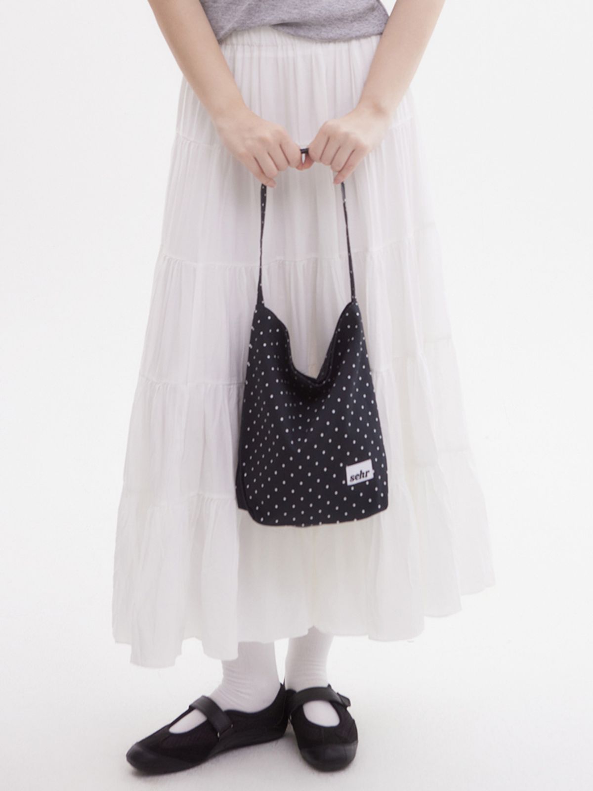 세르(SEHR) Dot Dot Bucket Bag (Black)