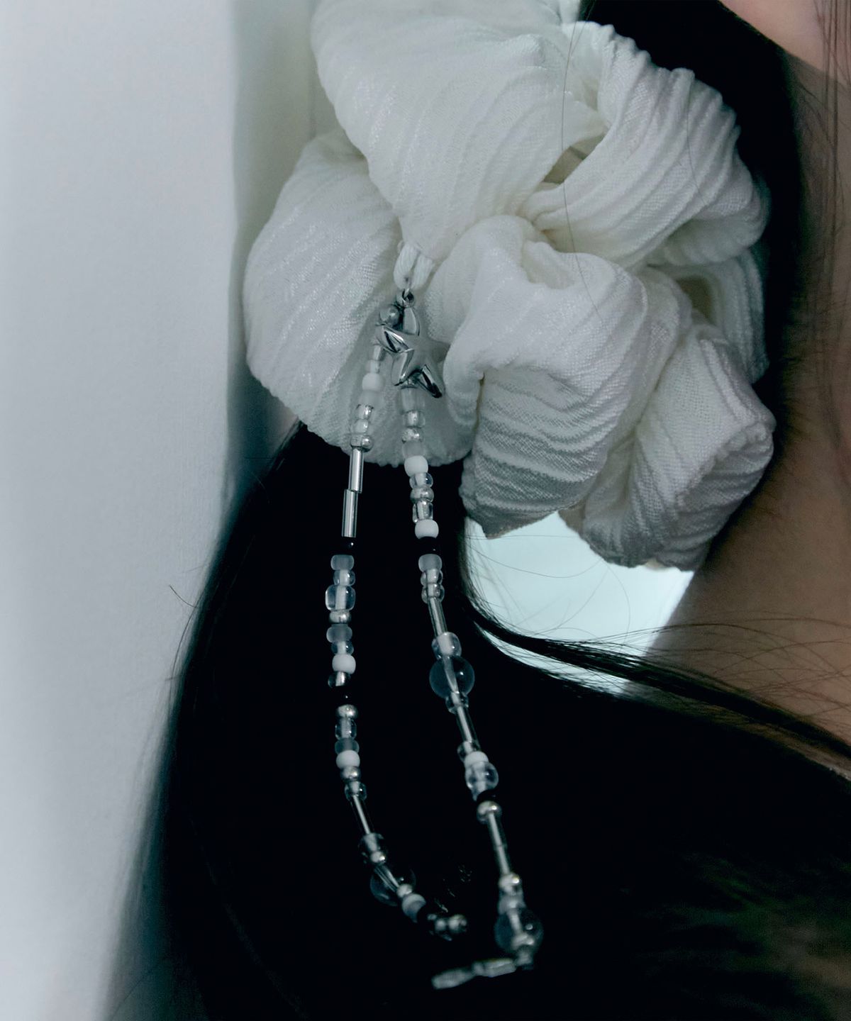오아트(OART) Beads Scrunchie [WHITE]