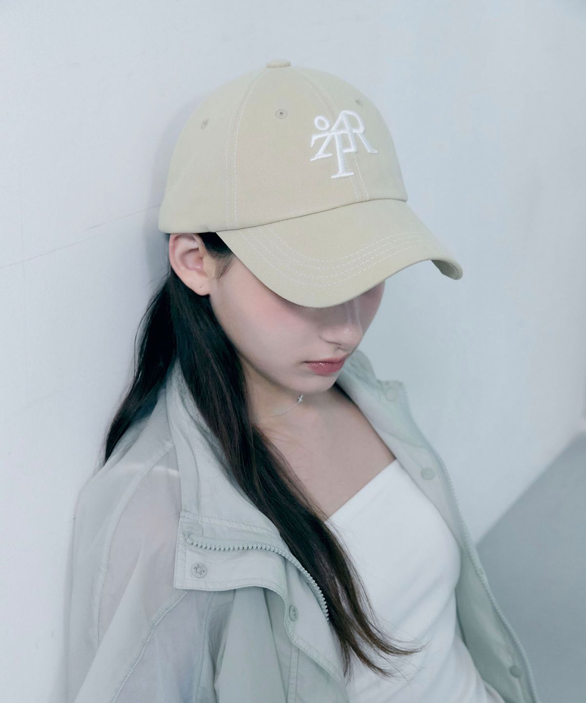 오아트(OART) Signature Typo Stitch Cap [BEIGE]