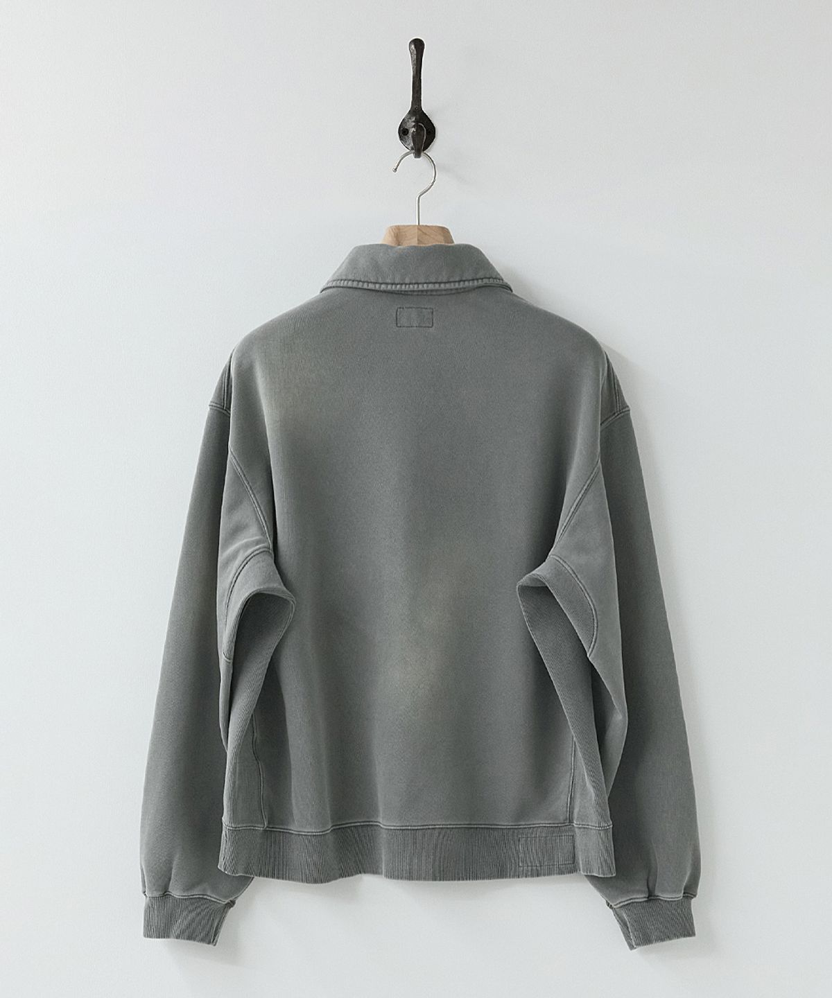 러프사이드(ROUGHSIDE) Faded Quarter Zip Sweat Vintage Grey