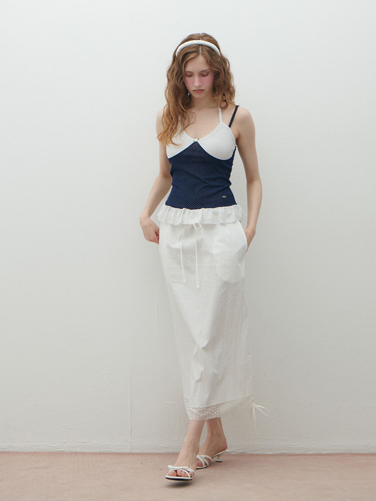 더블힙스(HHIPS) 도트 홀터넥 배색 나시탑 (WHITE+NAVY)