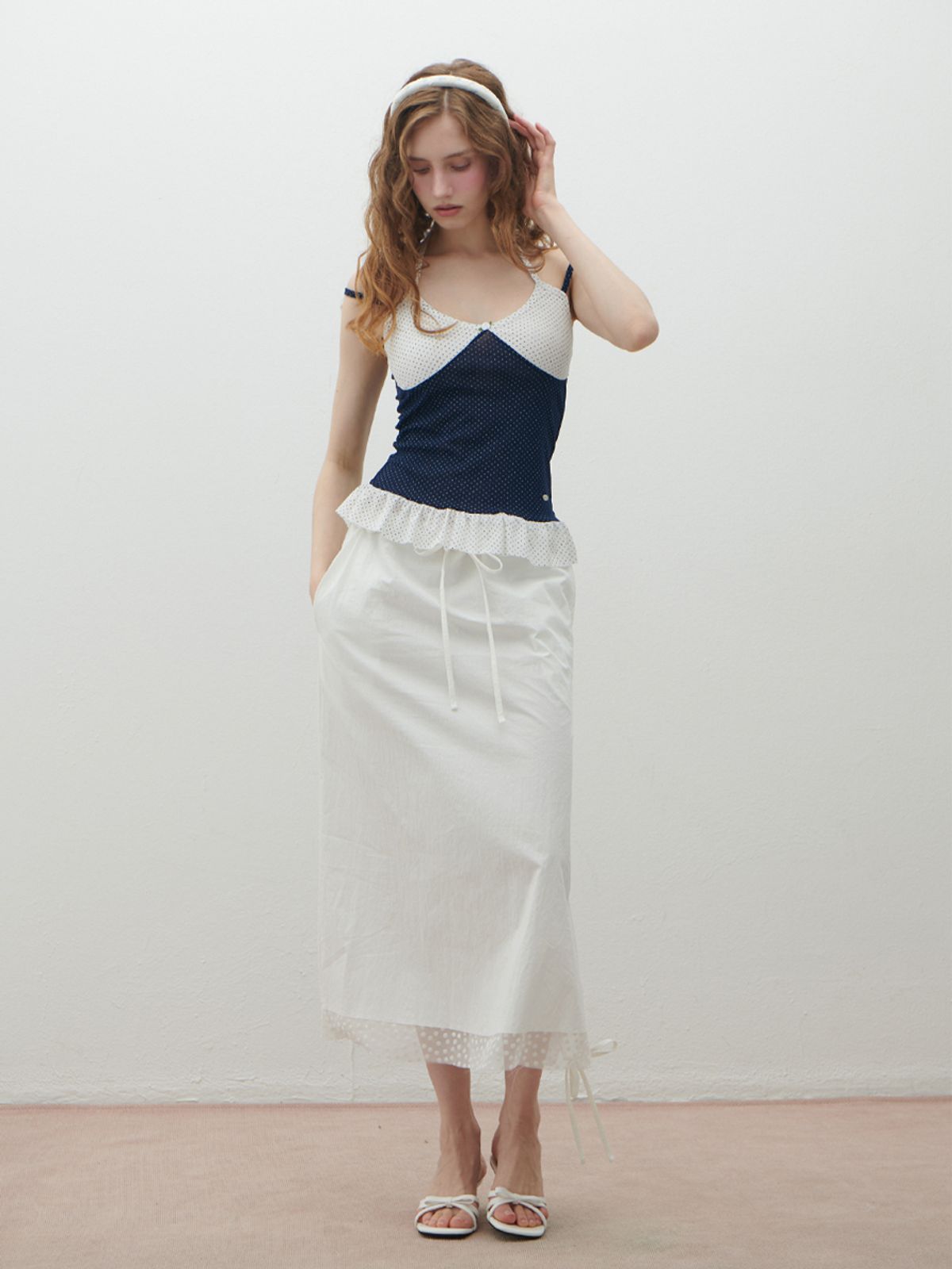 더블힙스(HHIPS) 도트 배색 나일론 스커트(ivory)