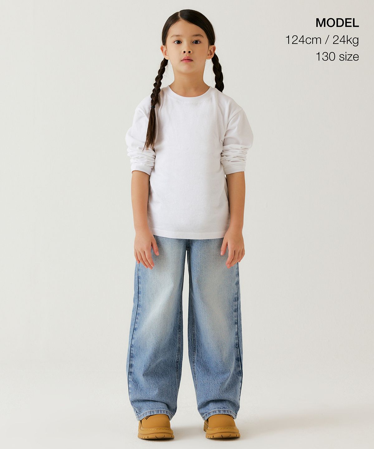 무신사 스탠다드 키즈(MUSINSA STANDARD KIDS) 빅 브러쉬 와이드 밴딩 데님 팬츠 [라이트 인디고]