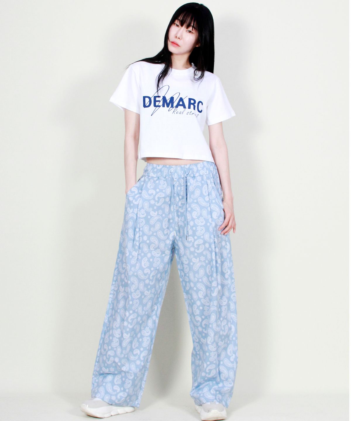 드마크(DEMARC) PAISLEY SIDE ONETUCK WIDE PANTS SKY BLUE