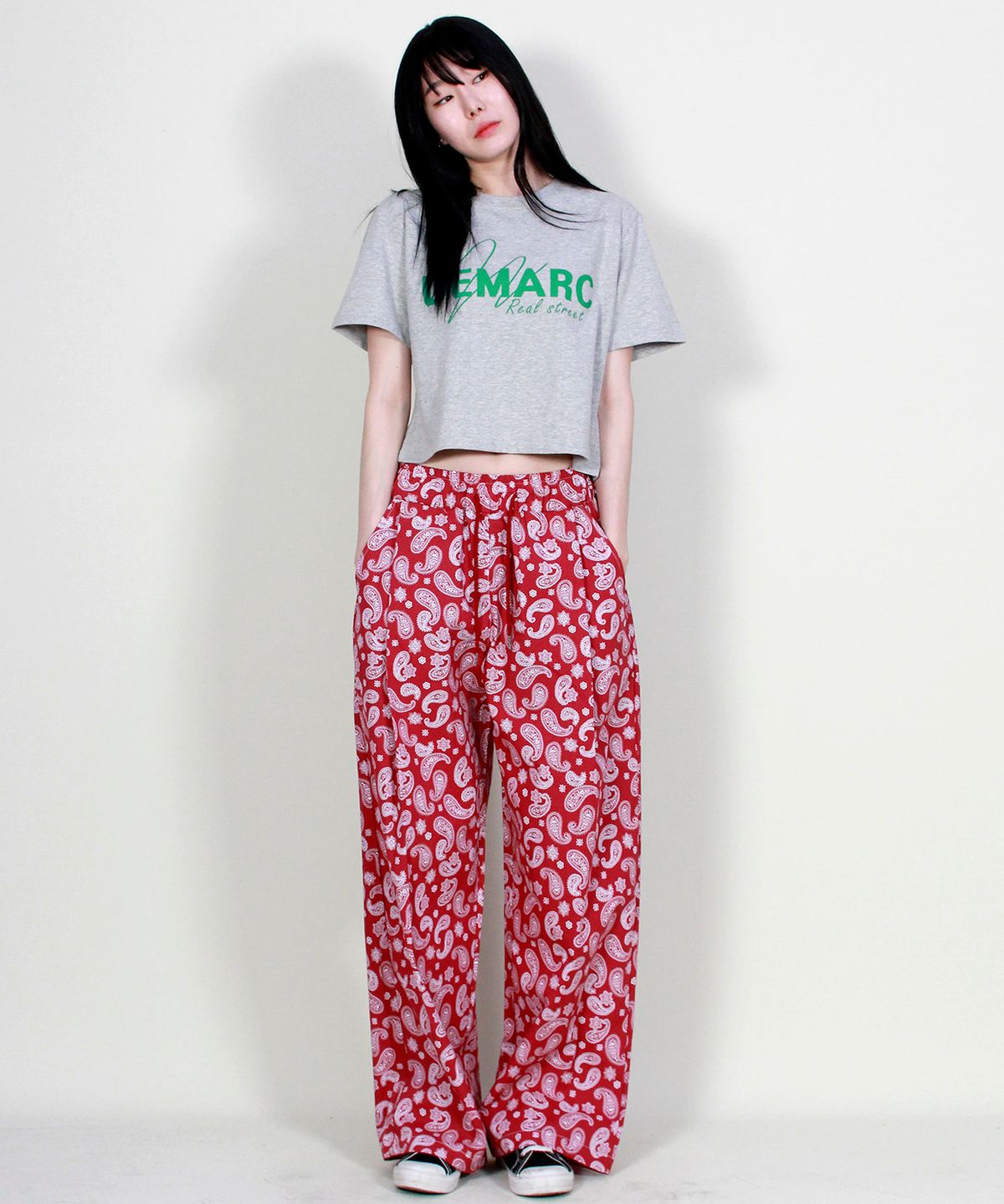 드마크(DEMARC) PAISLEY SIDE ONETUCK WIDE PANTS BURGUNDY