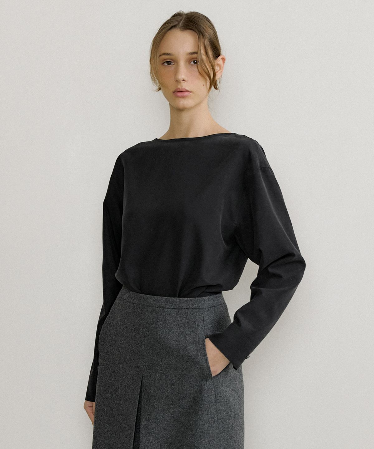 오떼뜨(OCTETTE) REVERSIBLE COWL BLOUSE_2COLOR