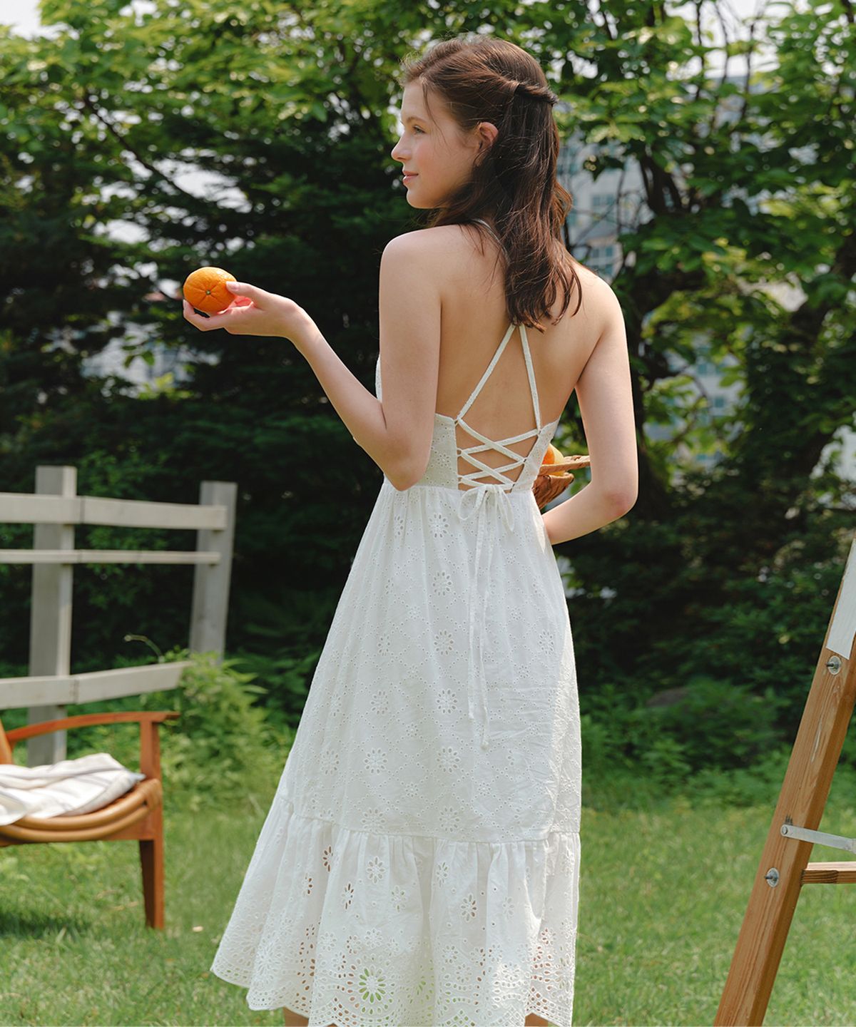 벨로디네라(VALLO DE NERA) Camellia Dress White